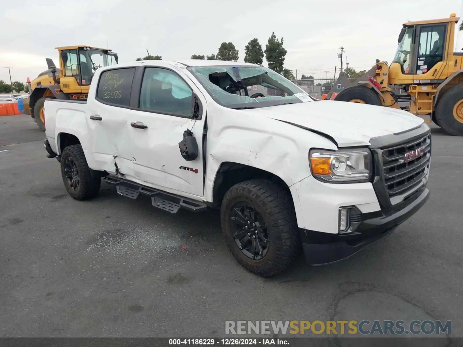 1 Photograph of a damaged car 1GTG6FEN9N1109630 GMC CANYON 2022