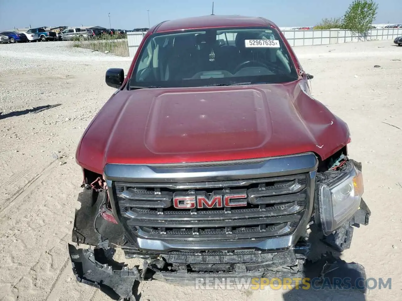 5 Photograph of a damaged car 1GTG6FEN9N1111989 GMC CANYON 2022