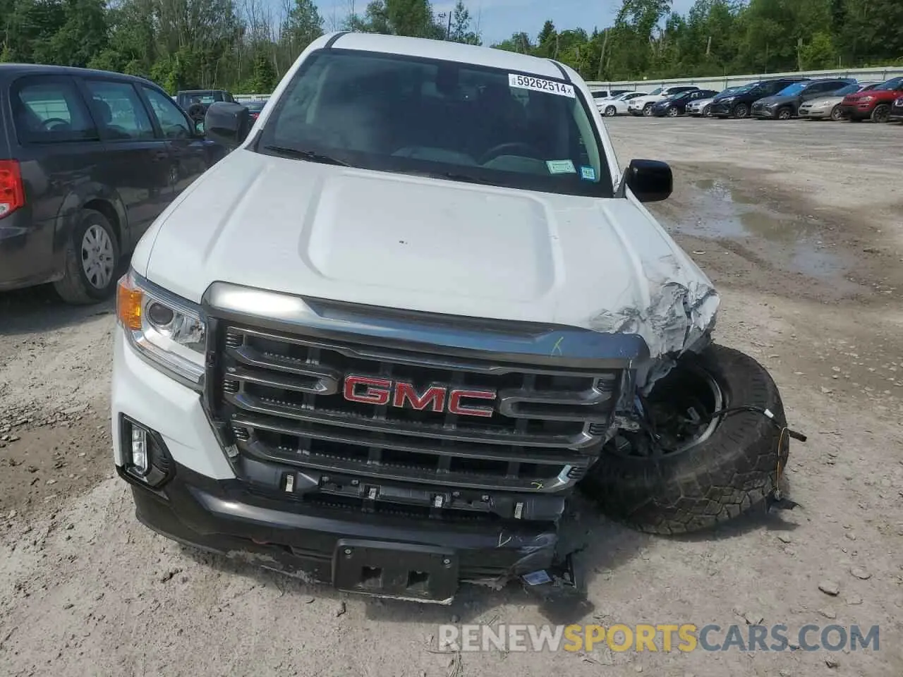 5 Photograph of a damaged car 1GTG6FENXN1155791 GMC CANYON 2022
