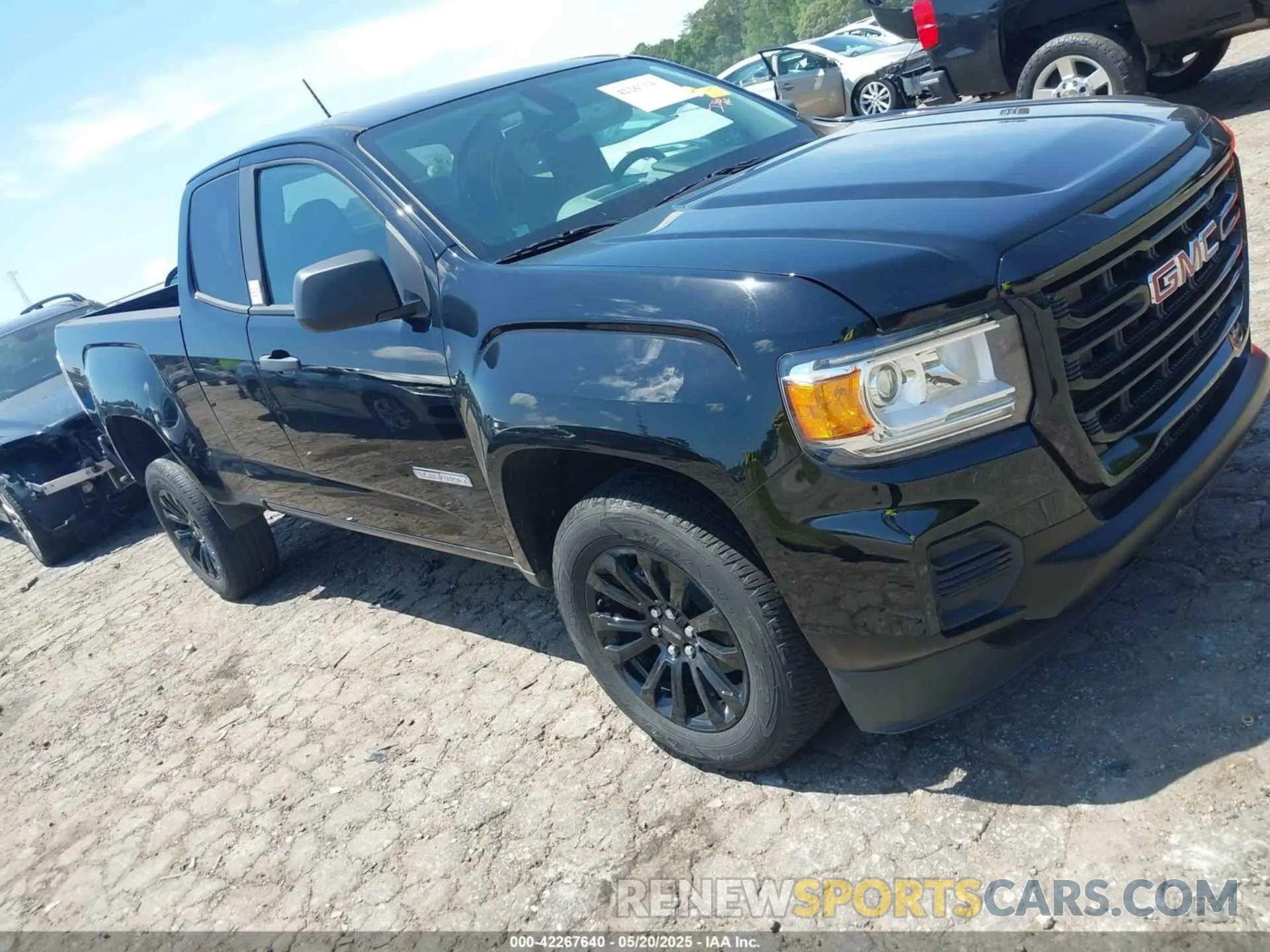1 Photograph of a damaged car 1GTH5BEN1N1140855 GMC CANYON 2022