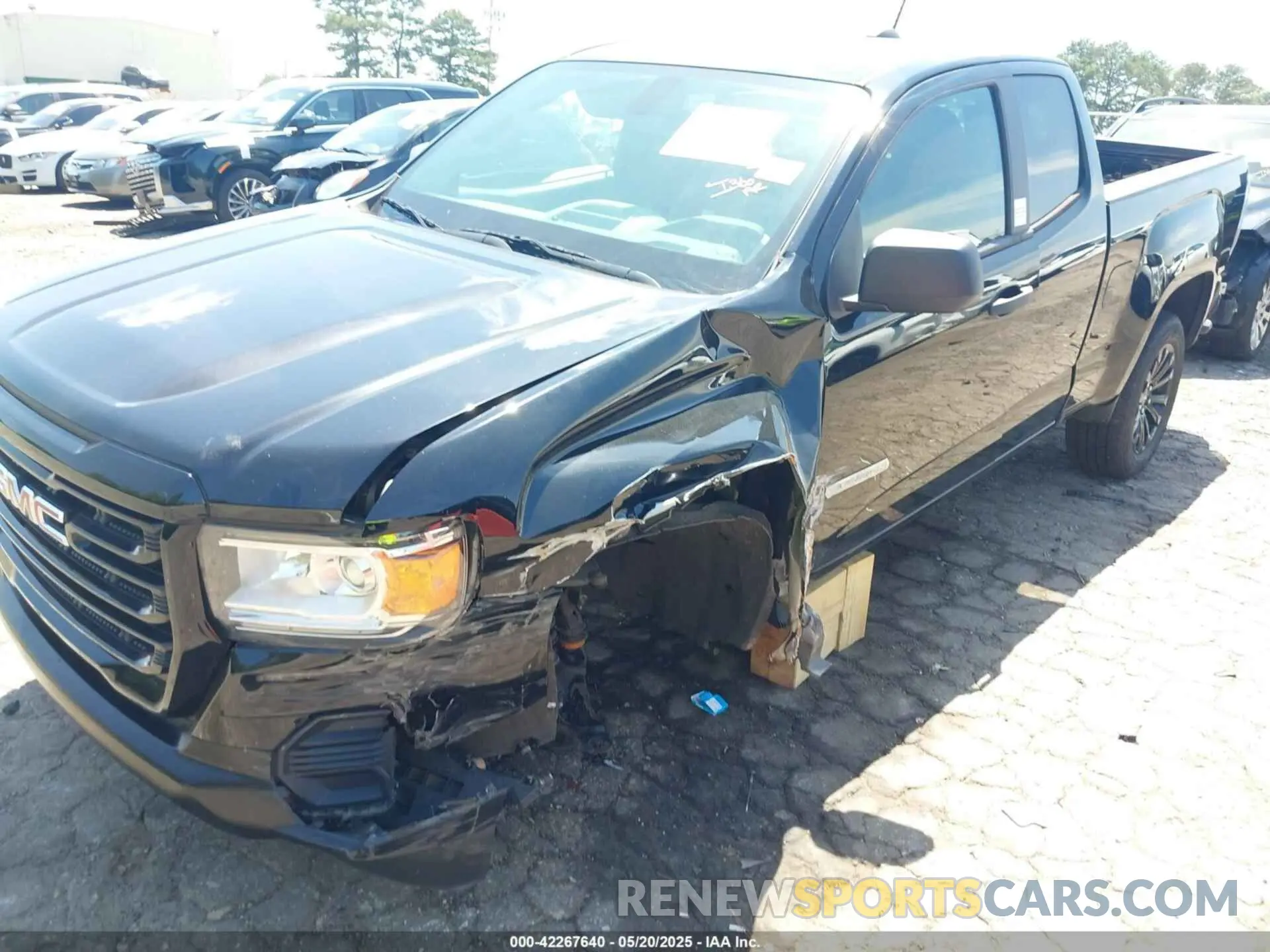 6 Photograph of a damaged car 1GTH5BEN1N1140855 GMC CANYON 2022