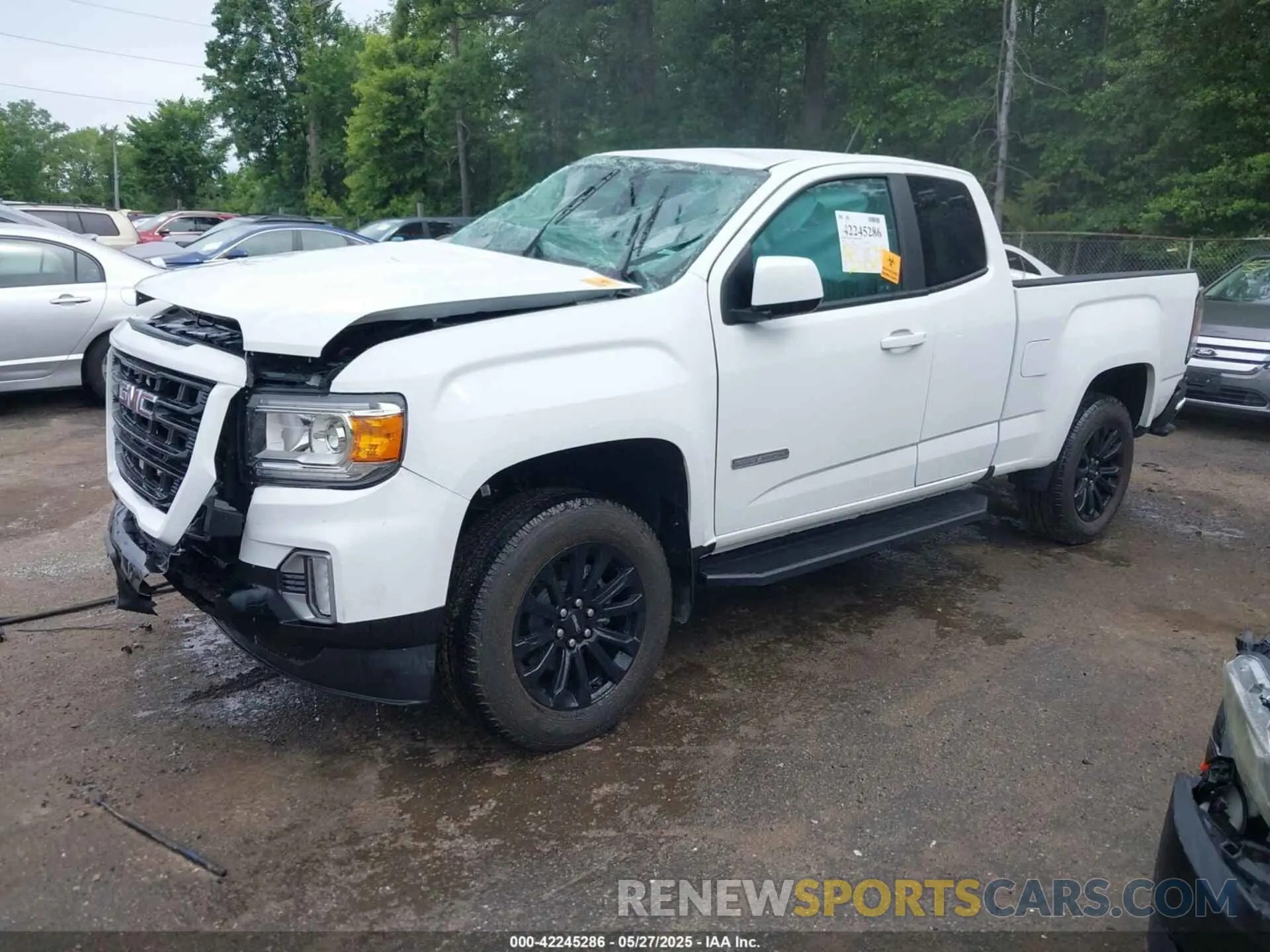 2 Photograph of a damaged car 1GTH5CEA2N1321630 GMC CANYON 2022