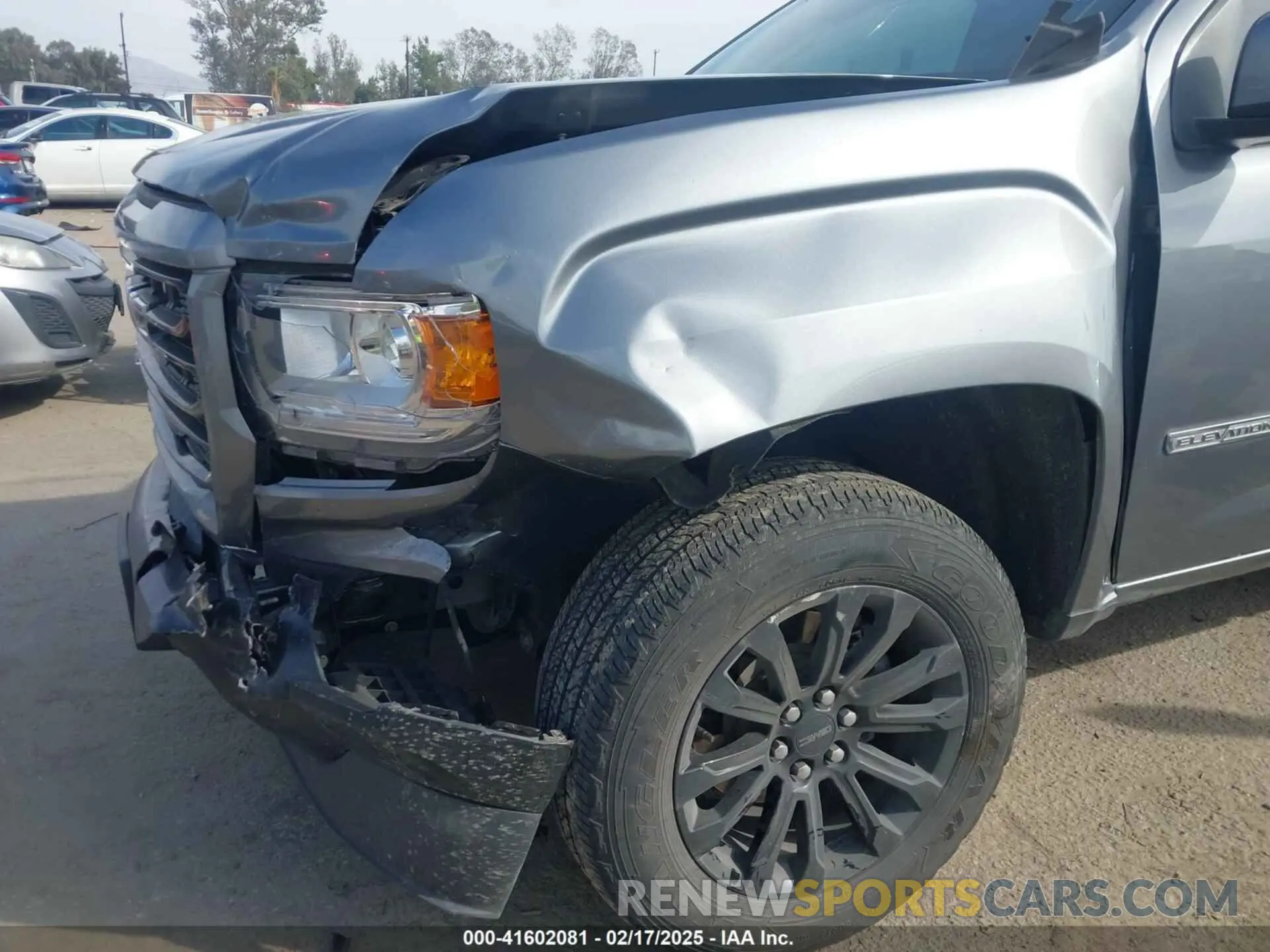 6 Photograph of a damaged car 1GTH5CEN2N1277034 GMC CANYON 2022