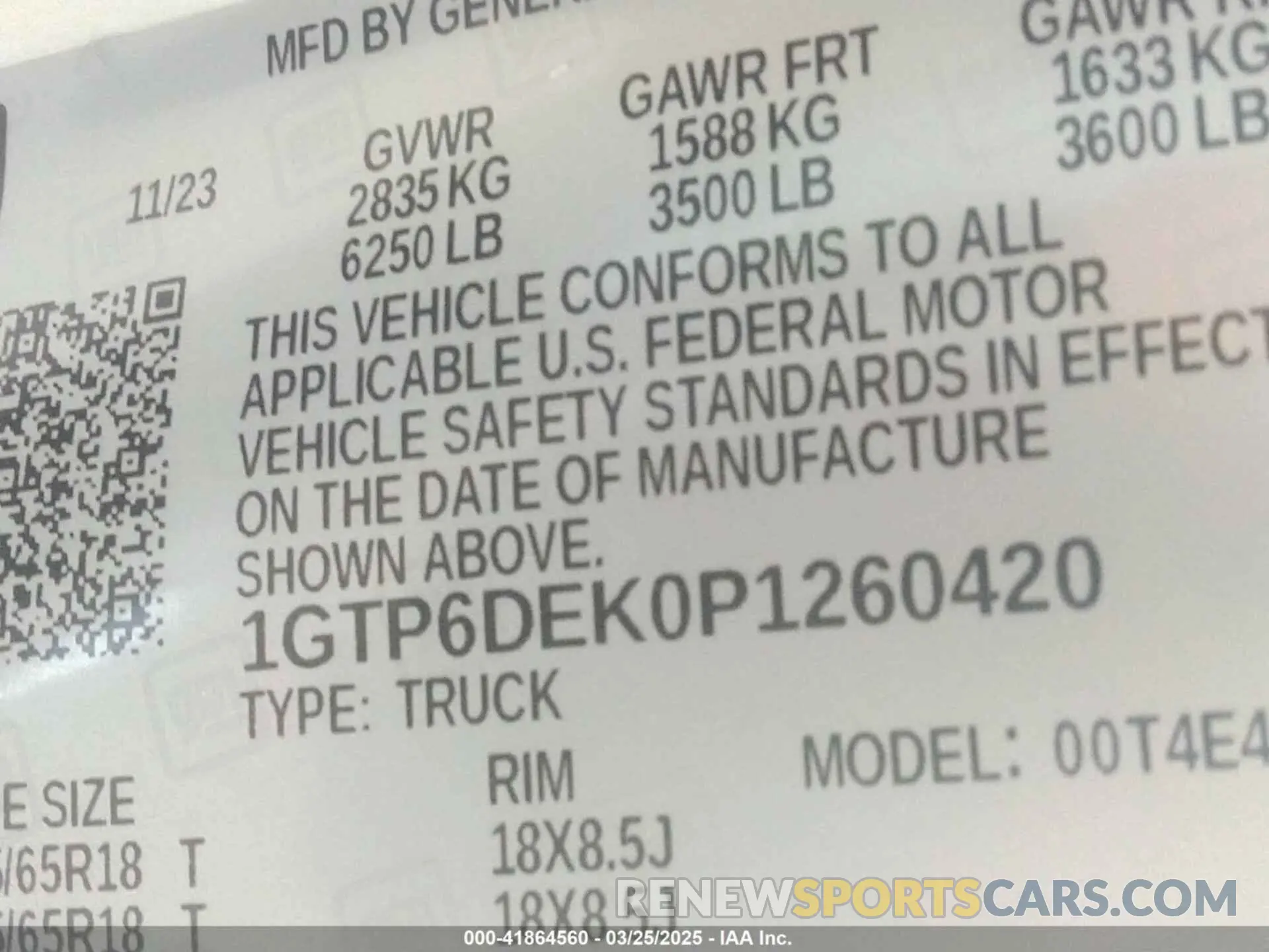 9 Photograph of a damaged car 1GTP6DEK0P1260420 GMC CANYON 2023