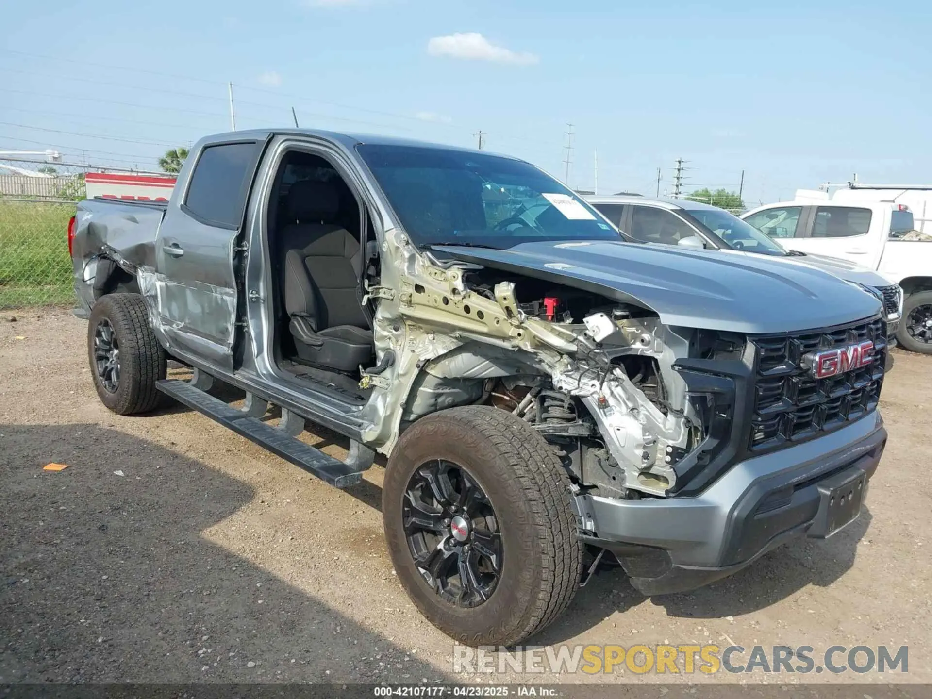 6 Photograph of a damaged car 1GTP5BEK0R1221885 GMC CANYON 2024