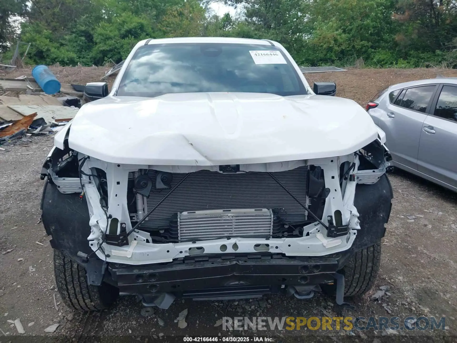 13 Photograph of a damaged car 1GTP5BEK1R1275860 GMC CANYON 2024