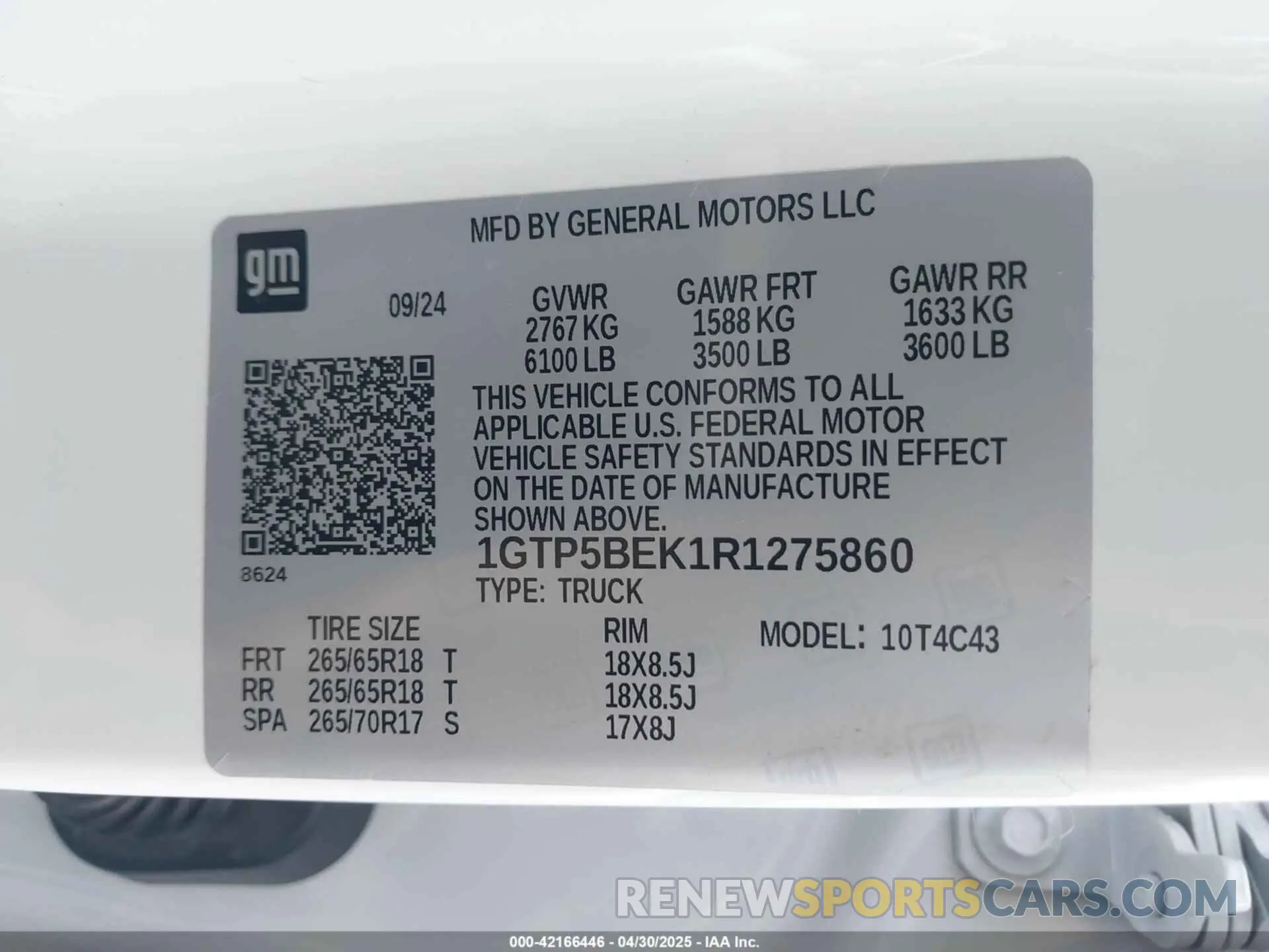 9 Photograph of a damaged car 1GTP5BEK1R1275860 GMC CANYON 2024