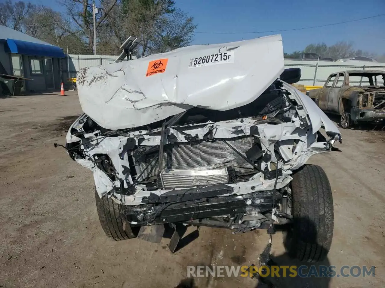 5 Photograph of a damaged car 1GTP5BEK2R1132318 GMC CANYON 2024