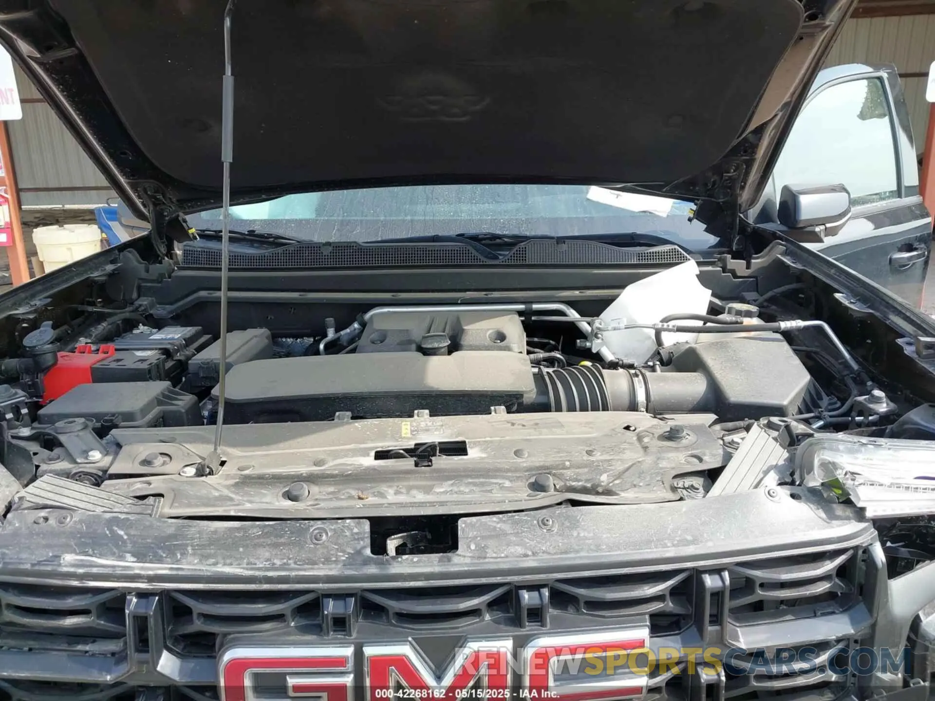 10 Photograph of a damaged car 1GTP5BEK6R1186012 GMC CANYON 2024