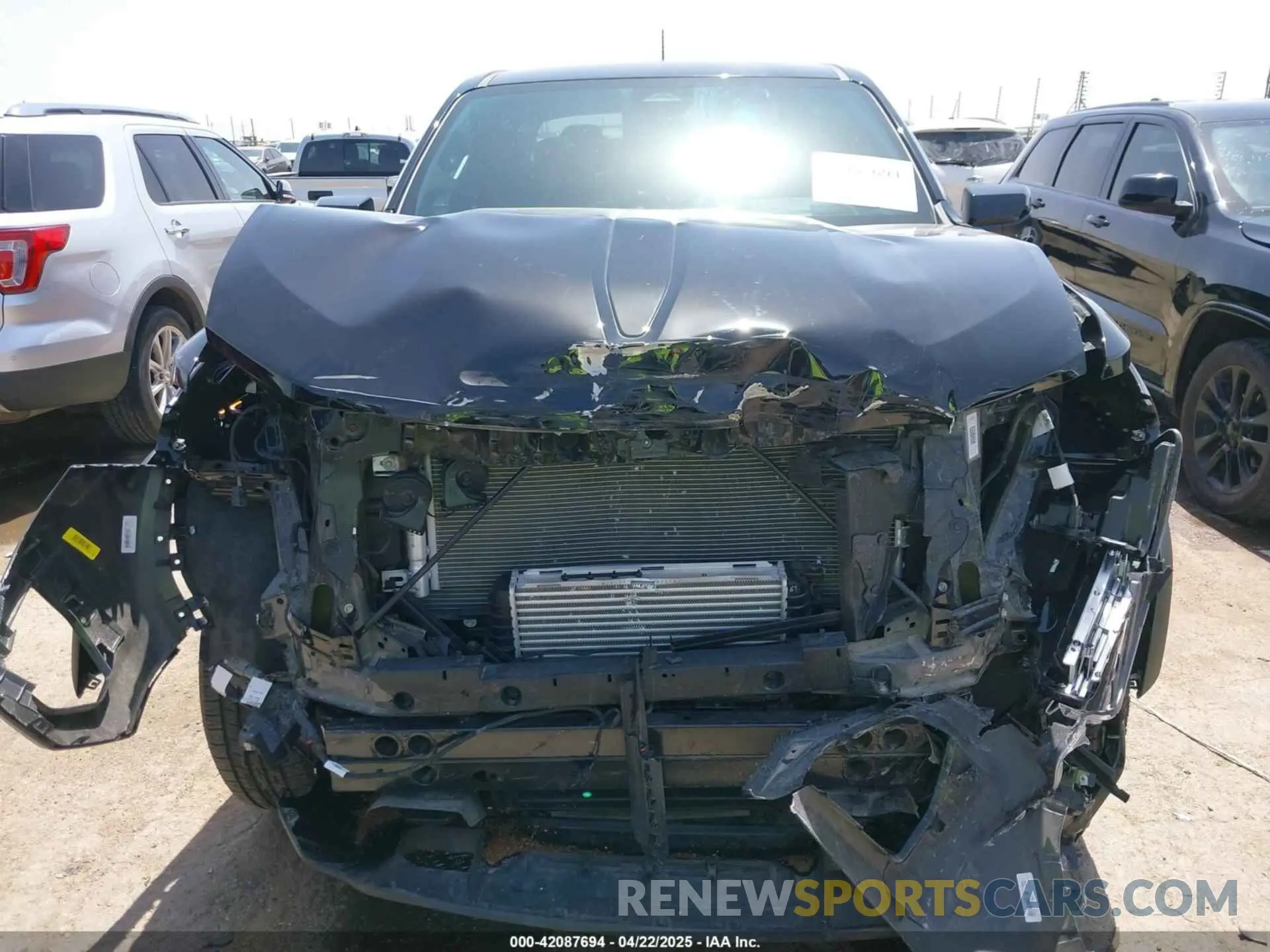 11 Photograph of a damaged car 1GTP5BEK9R1272236 GMC CANYON 2024