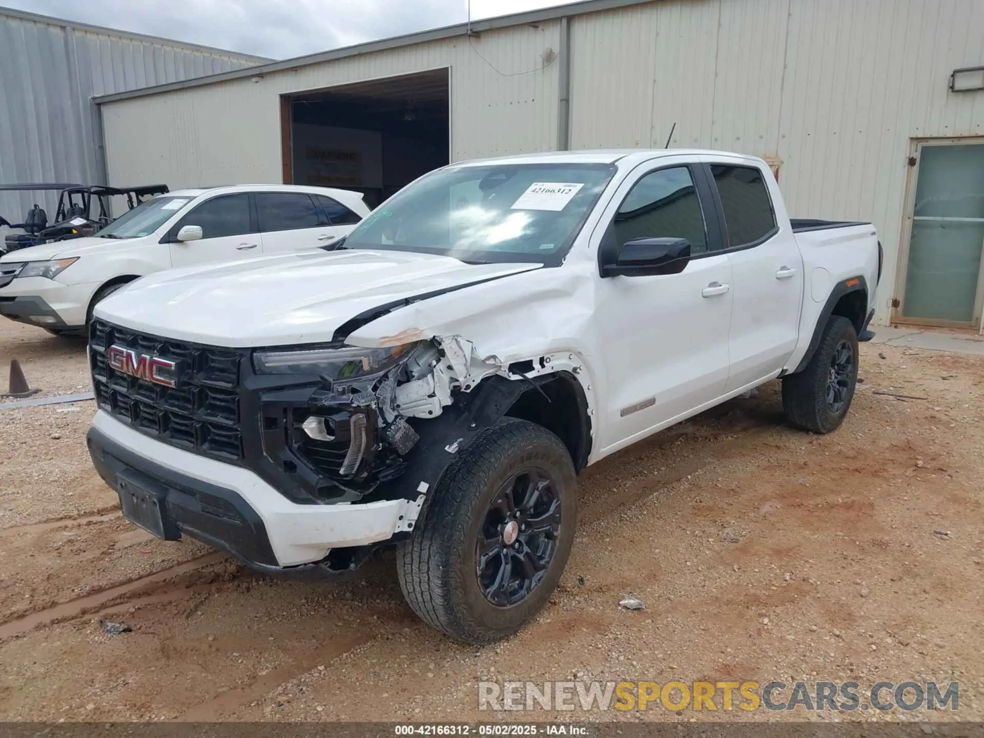 2 Photograph of a damaged car 1GTP6BEK4R1131393 GMC CANYON 2024