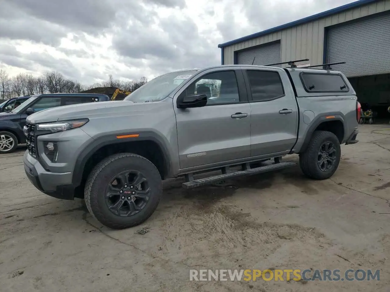 1 Photograph of a damaged car 1GTP6BEK5R1273879 GMC CANYON 2024