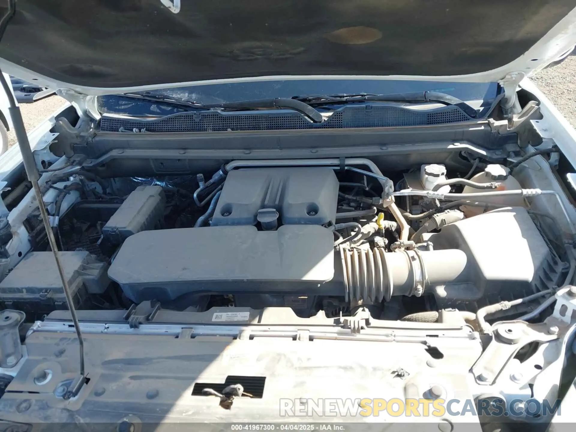 10 Photograph of a damaged car 1GTP6BEK9R1130353 GMC CANYON 2024
