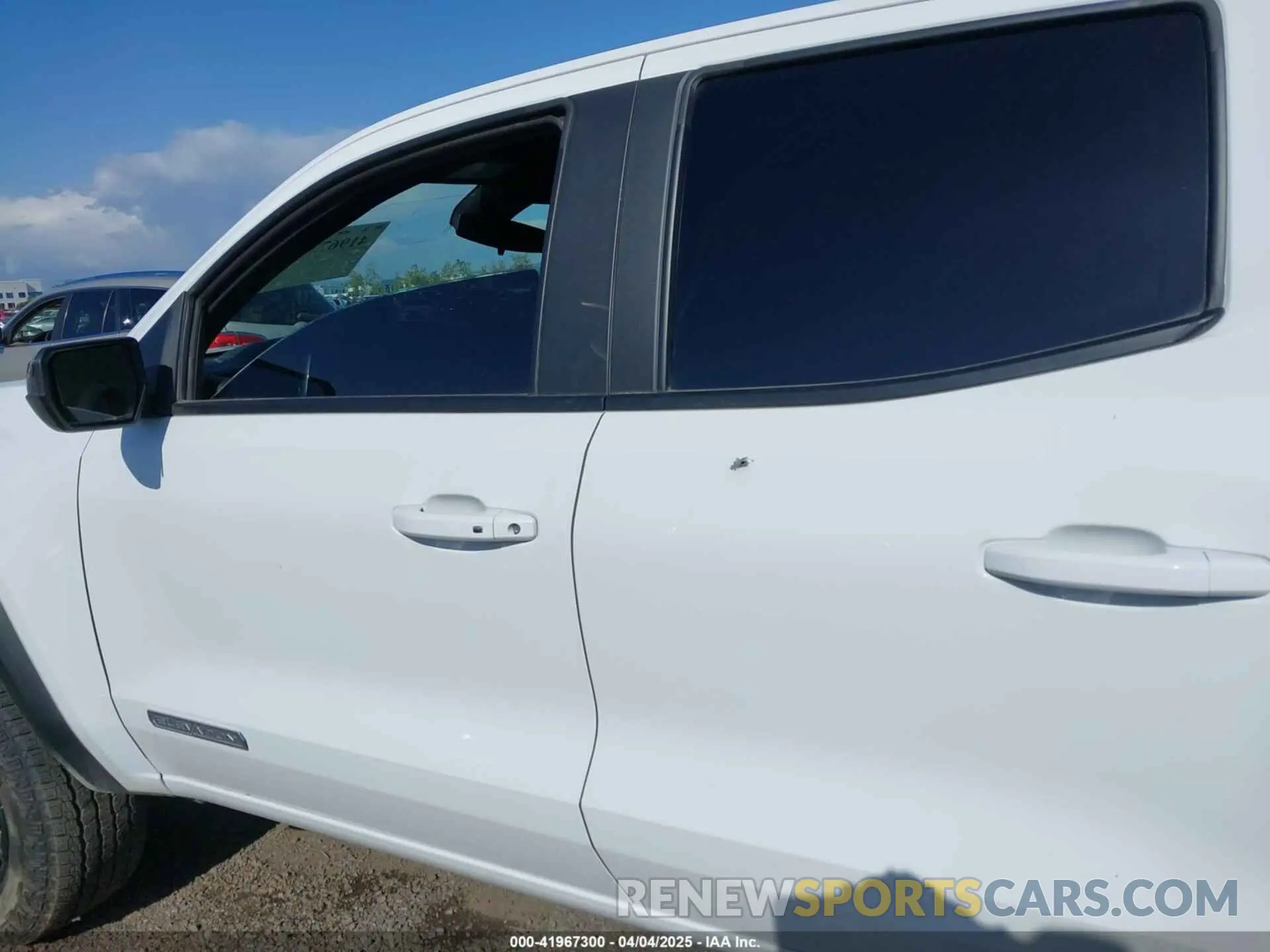 6 Photograph of a damaged car 1GTP6BEK9R1130353 GMC CANYON 2024