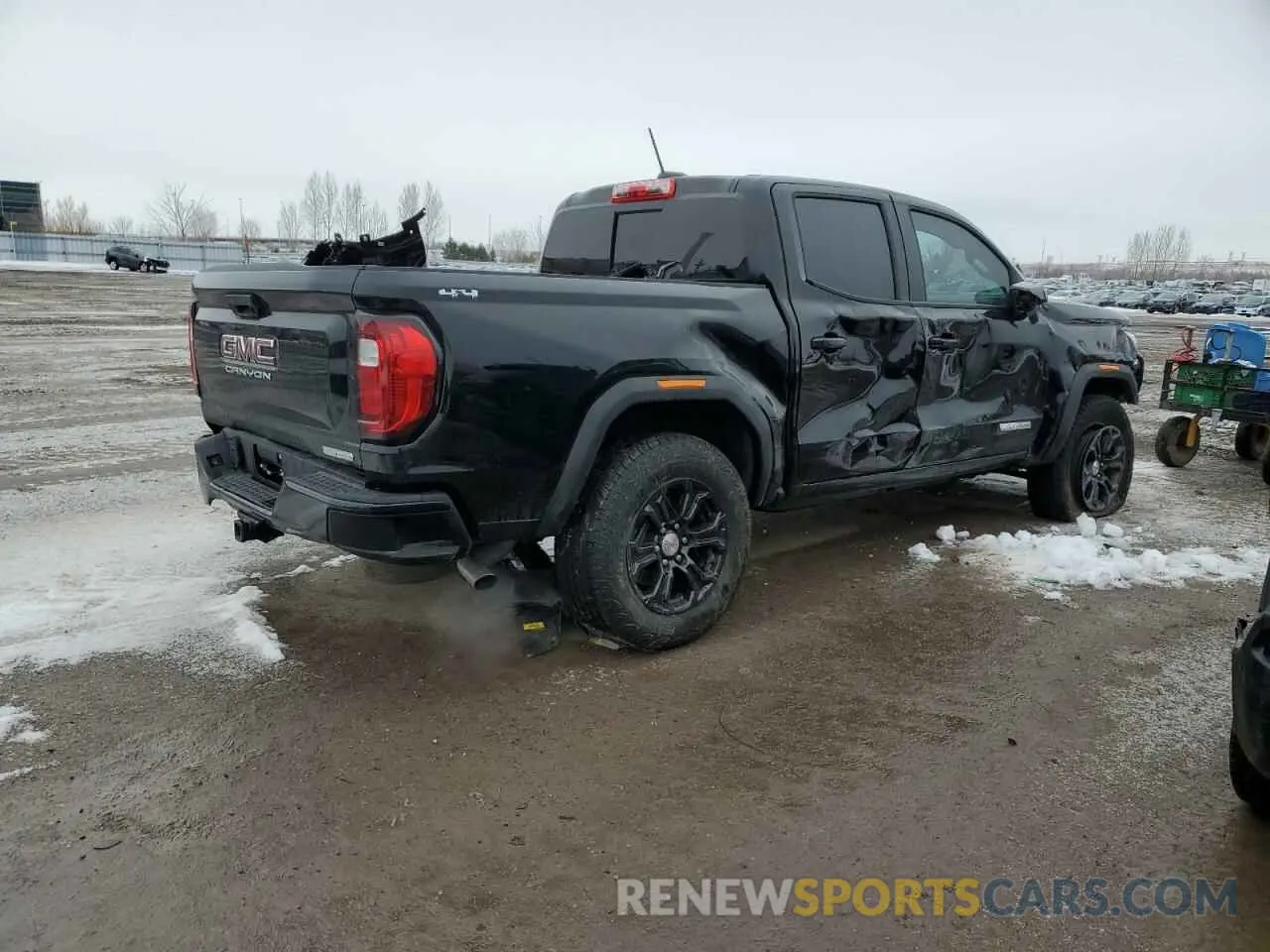 3 Photograph of a damaged car 1GTP6BEK9R1226127 GMC CANYON 2024