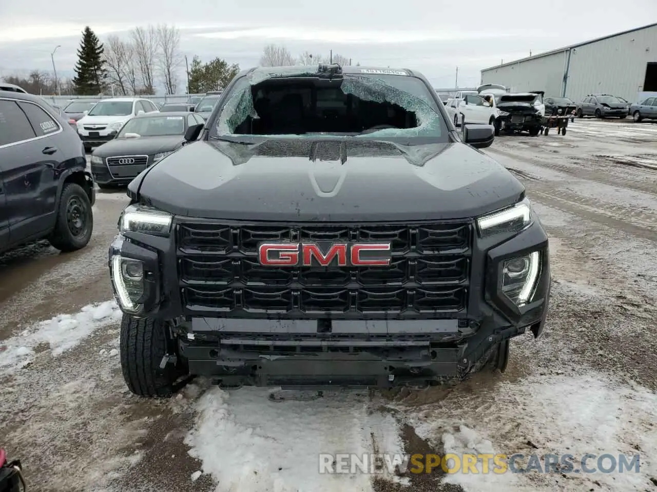 5 Photograph of a damaged car 1GTP6BEK9R1226127 GMC CANYON 2024