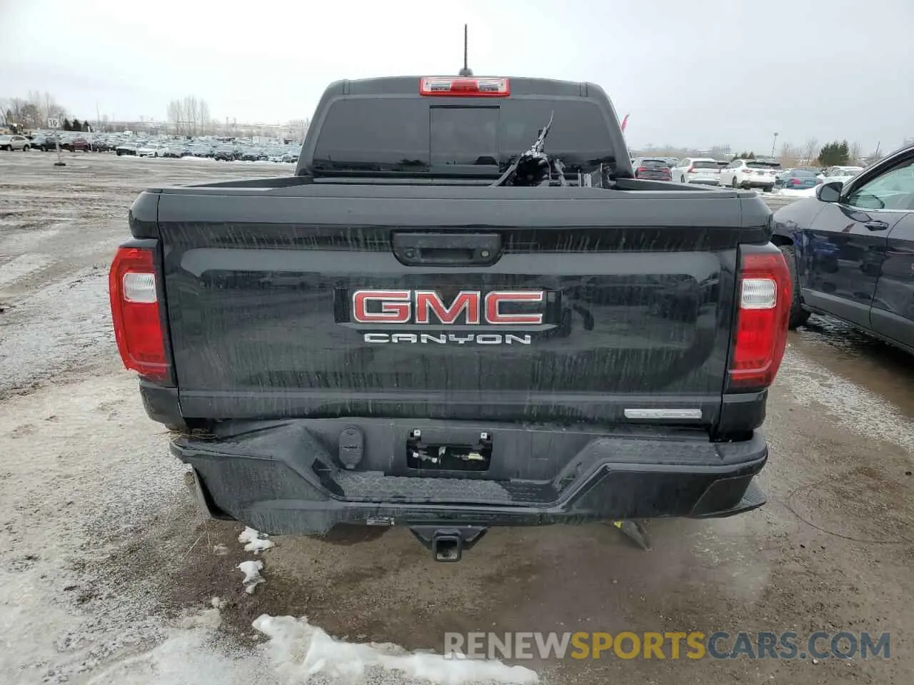 6 Photograph of a damaged car 1GTP6BEK9R1226127 GMC CANYON 2024