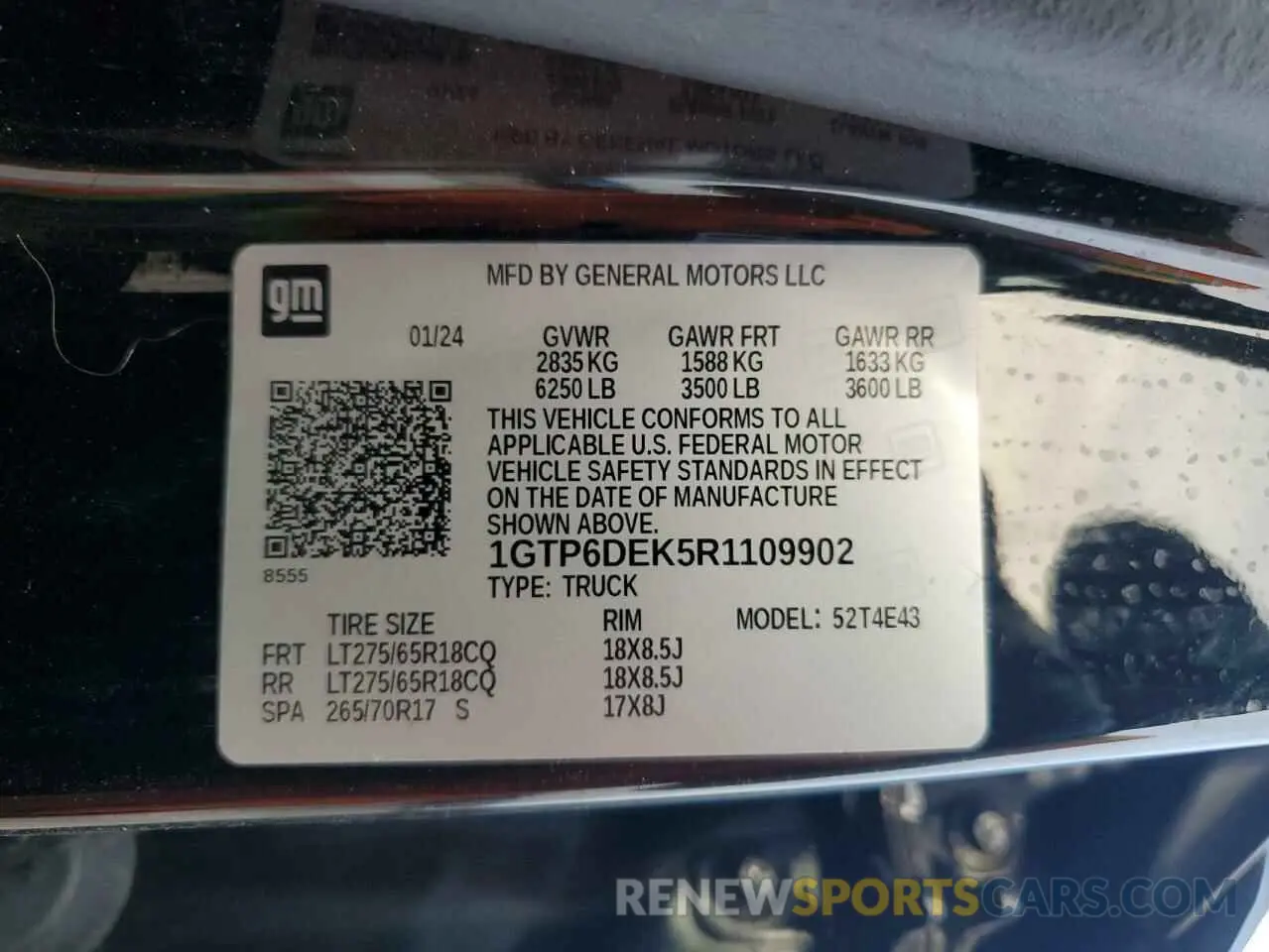 12 Photograph of a damaged car 1GTP6DEK5R1109902 GMC CANYON 2024