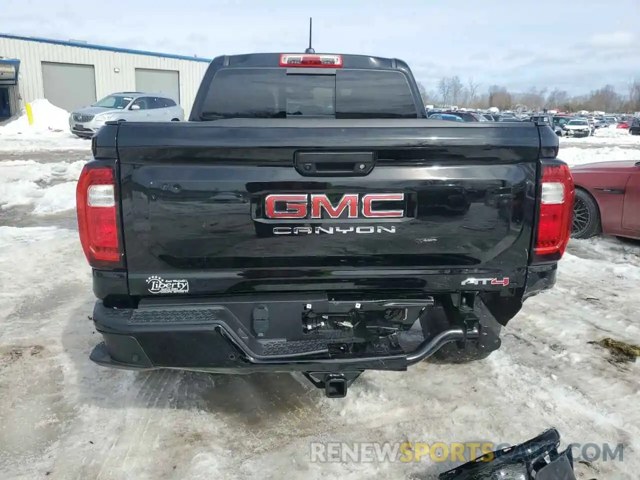 6 Photograph of a damaged car 1GTP6DEK7R1219298 GMC CANYON 2024