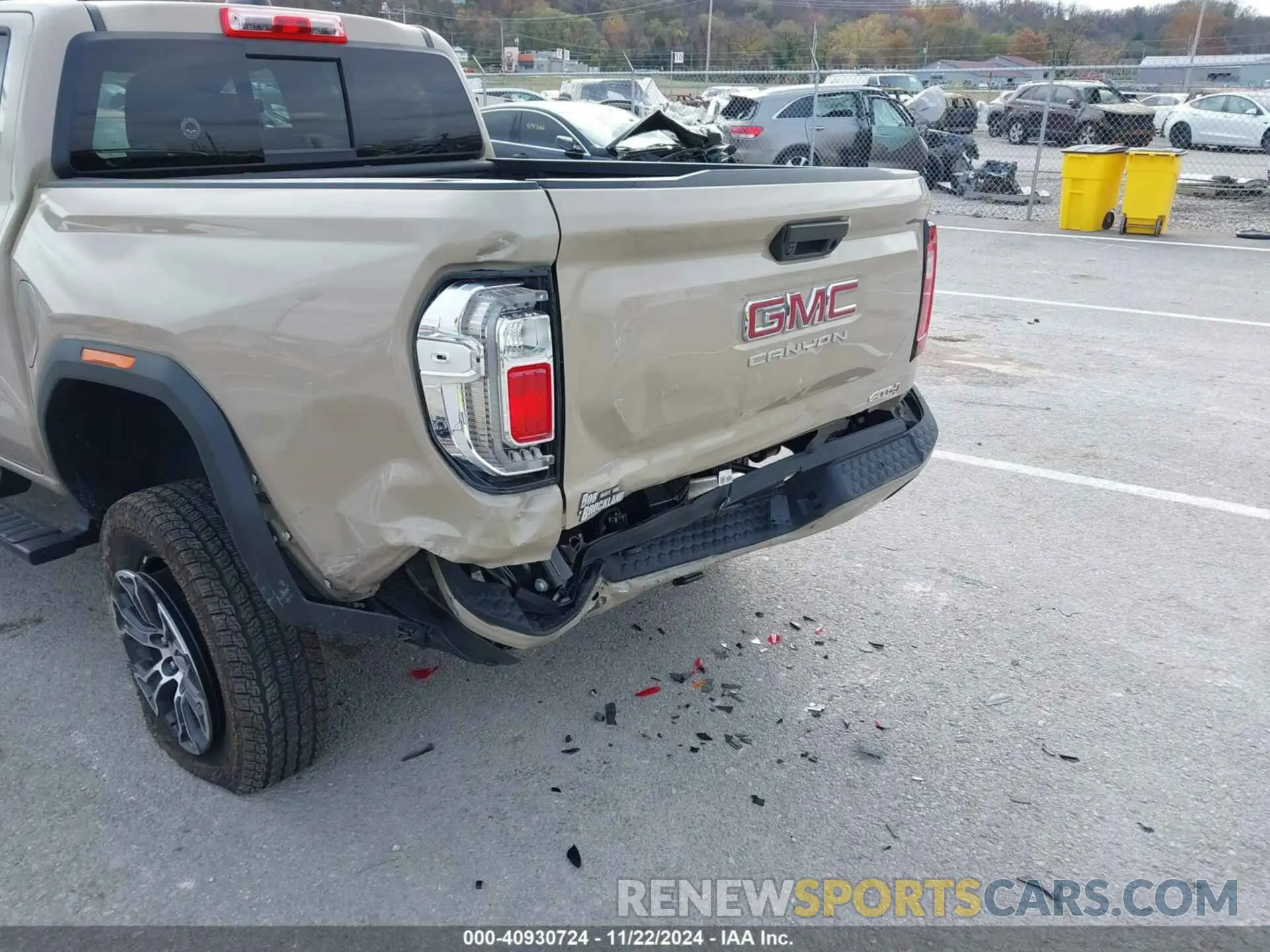 6 Photograph of a damaged car 1GTP6DEK8R1179023 GMC CANYON 2024