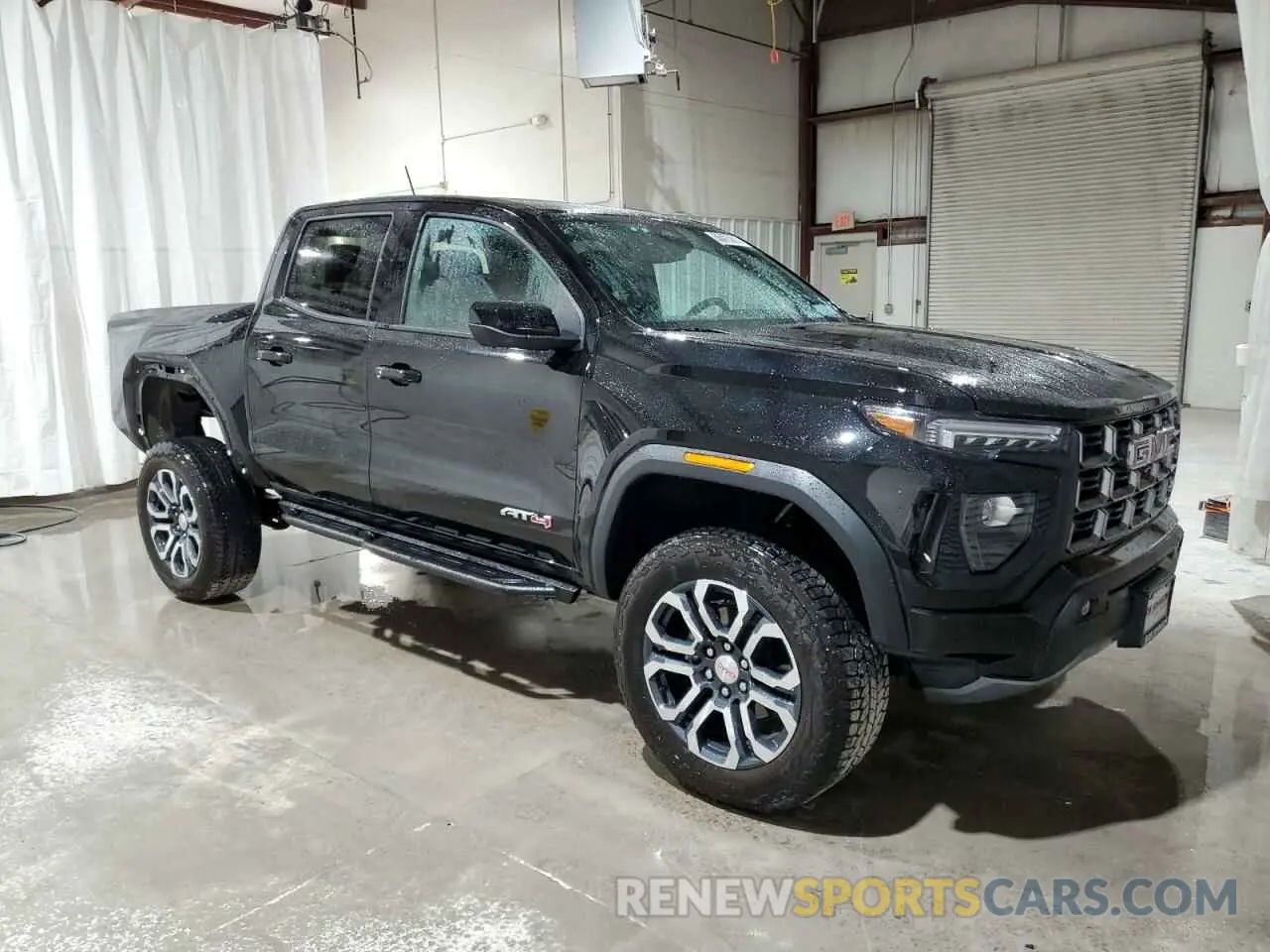 4 Photograph of a damaged car 1GTP6DEK8R1253511 GMC CANYON 2024