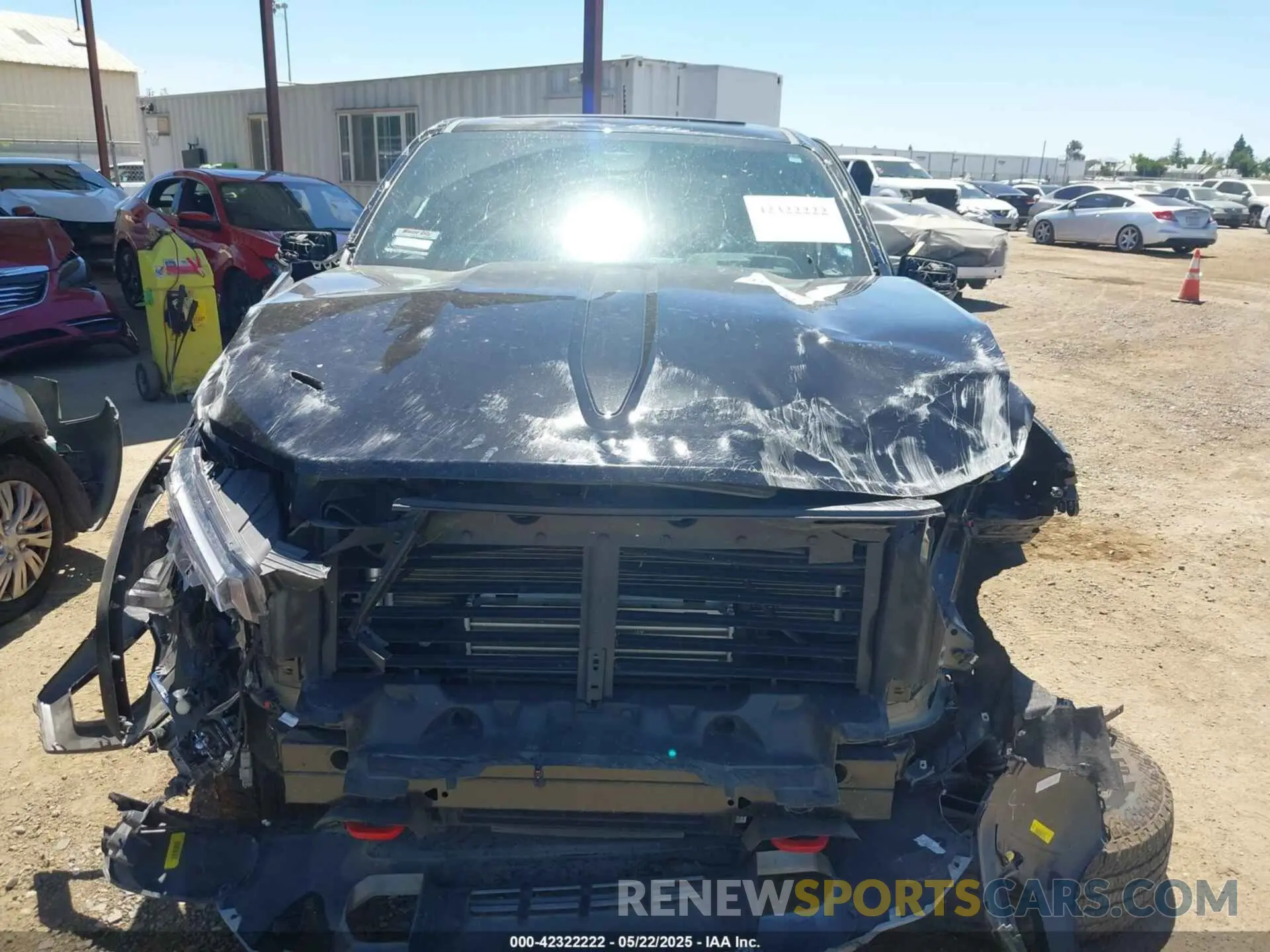 6 Photograph of a damaged car 1GTP6DEKXR1155905 GMC CANYON 2024