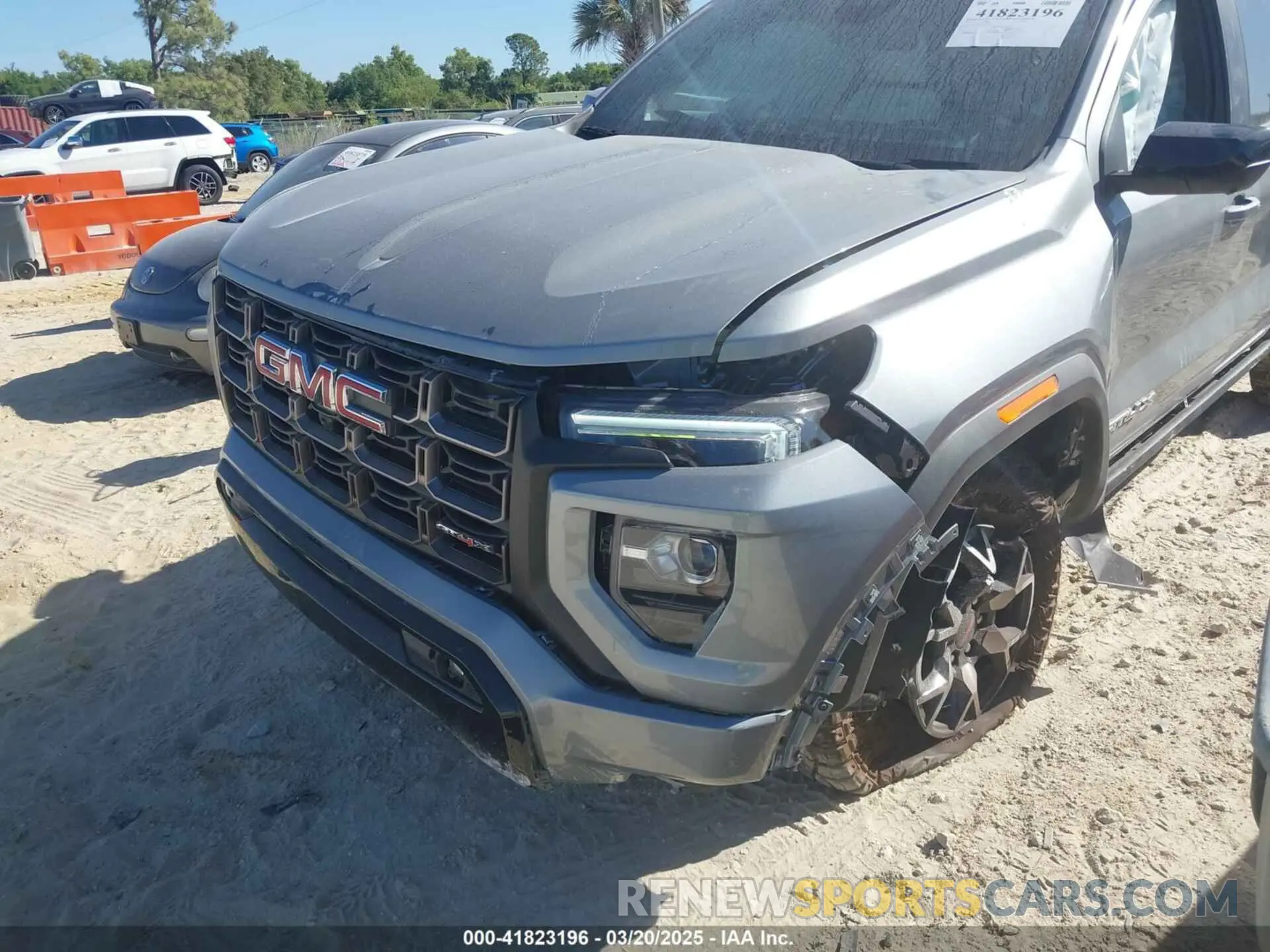 6 Photograph of a damaged car 1GTP6EEK6R1250127 GMC CANYON 2024