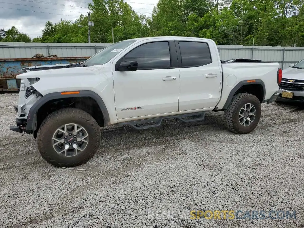 1 Photograph of a damaged car 1GTP6EEK7R1285601 GMC CANYON 2024