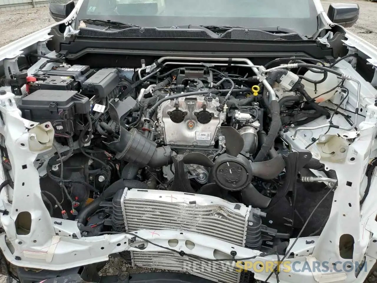 11 Photograph of a damaged car 1GTP6EEK7R1285601 GMC CANYON 2024