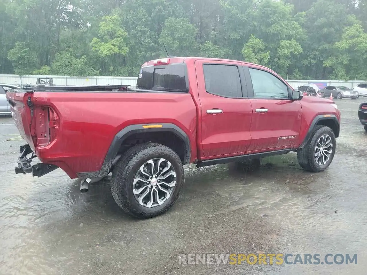 3 Photograph of a damaged car 1GTP6FEK9R1258793 GMC CANYON 2024