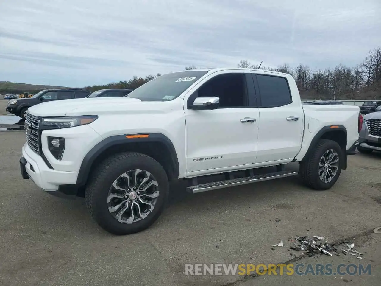 1 Photograph of a damaged car 1GTP2FEK1S1124765 GMC CANYON 2025