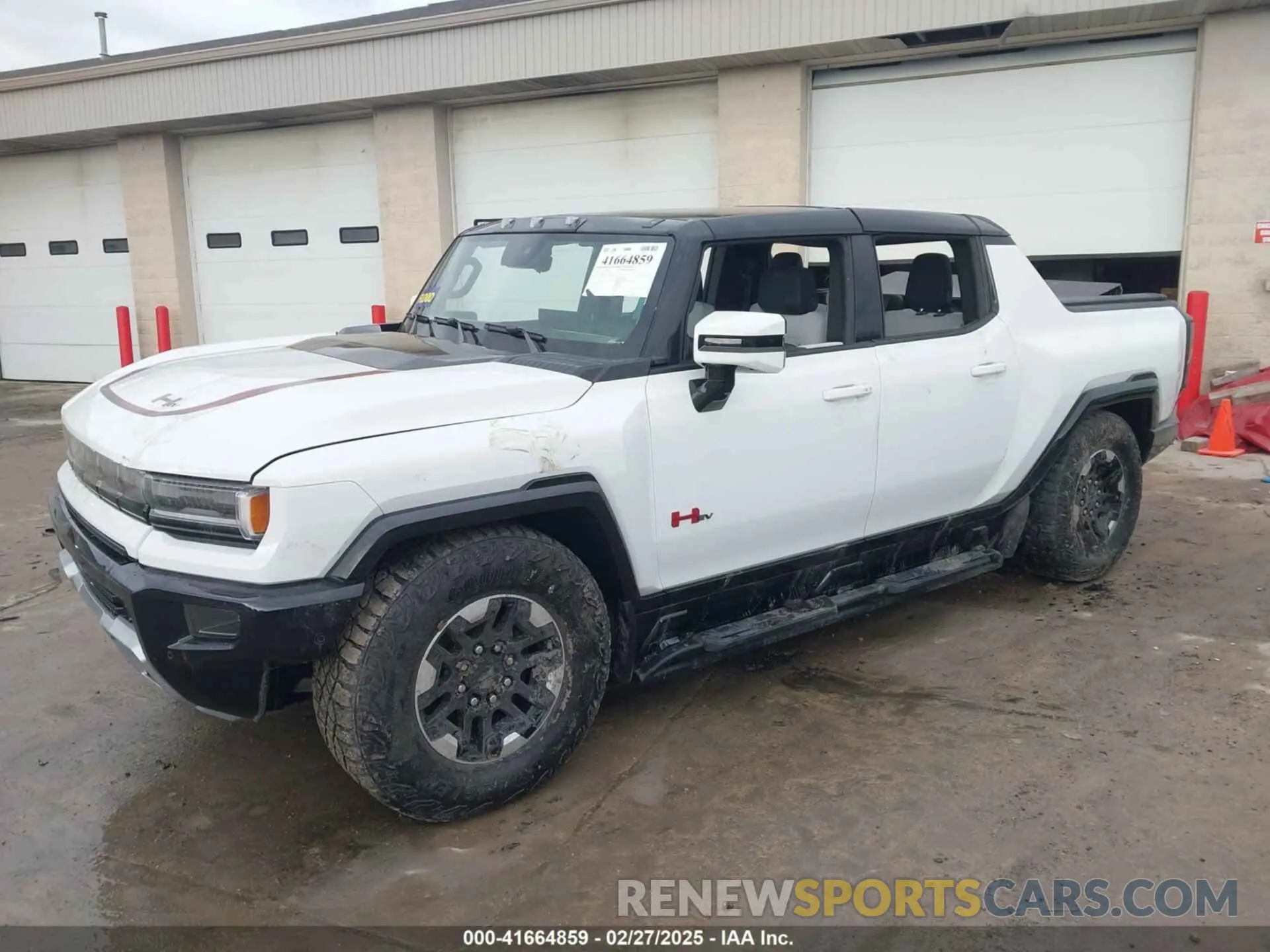 2 Photograph of a damaged car 1GT40FDA6PU101358 GMC HUMMER EV PICKUP 2023
