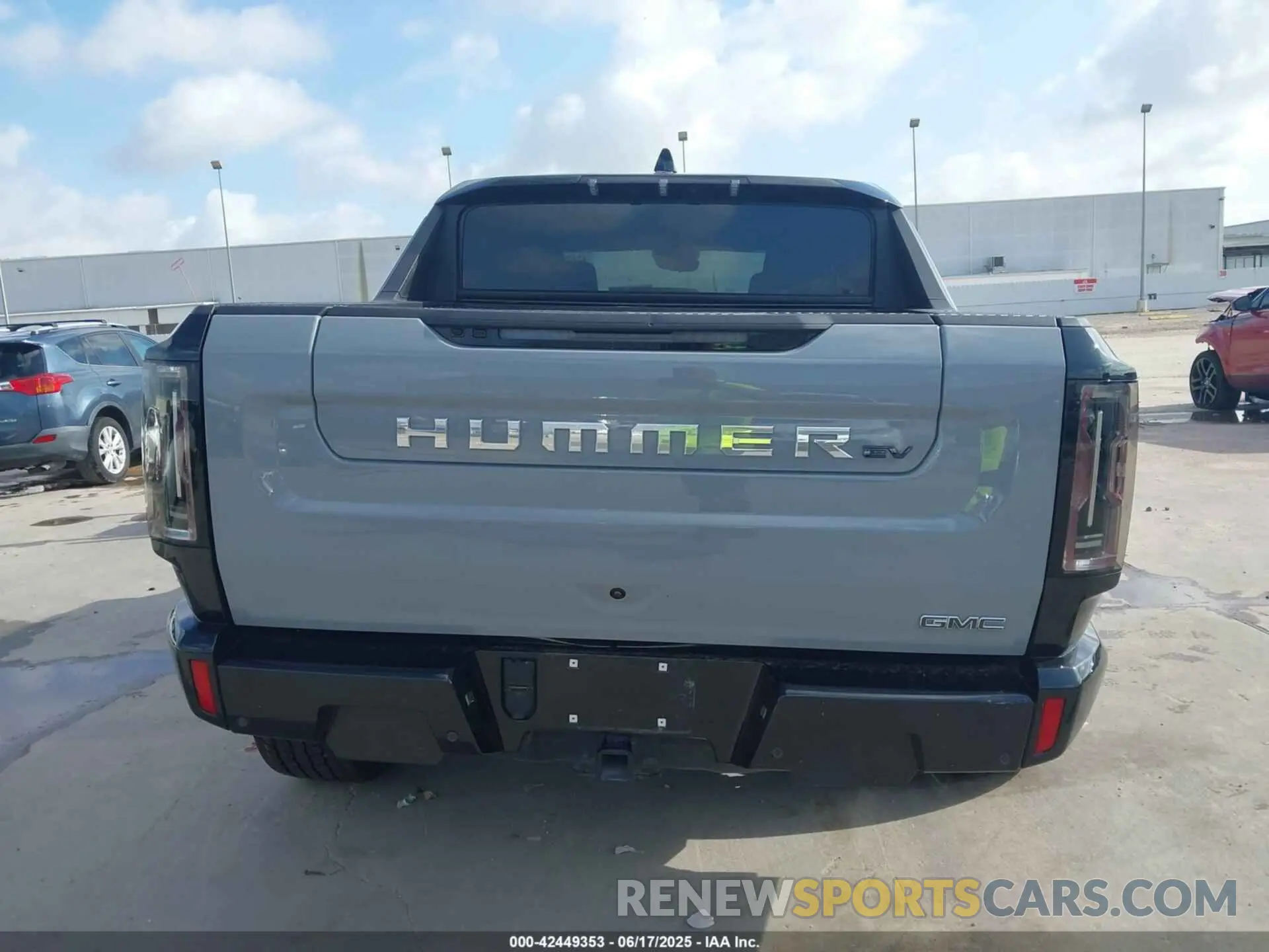 16 Photograph of a damaged car 1GT10BDD6RU111638 GMC HUMMER EV PICKUP 2024