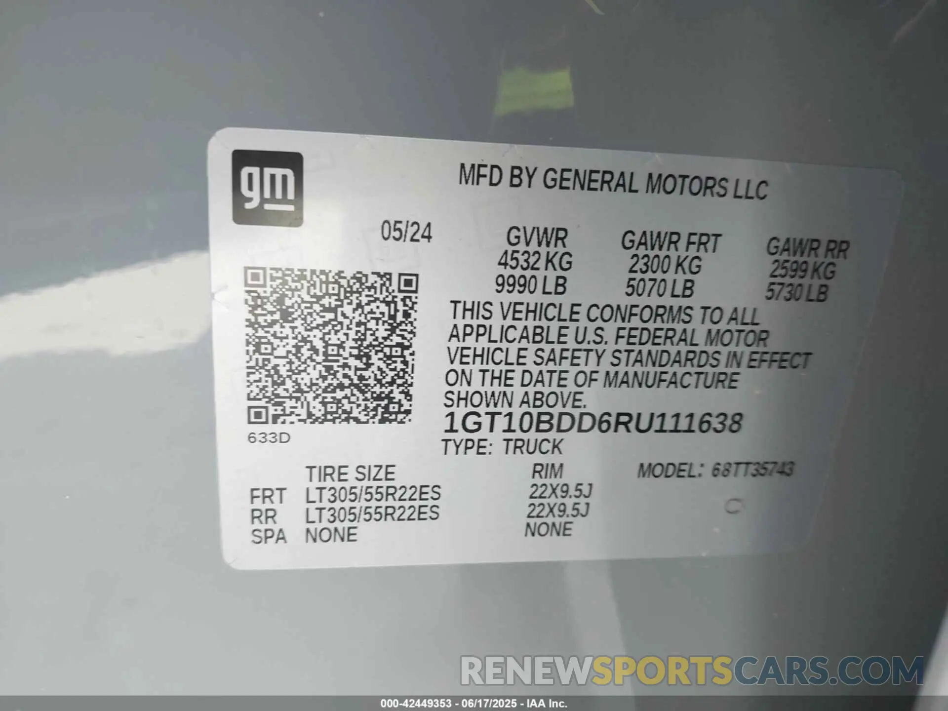 9 Photograph of a damaged car 1GT10BDD6RU111638 GMC HUMMER EV PICKUP 2024