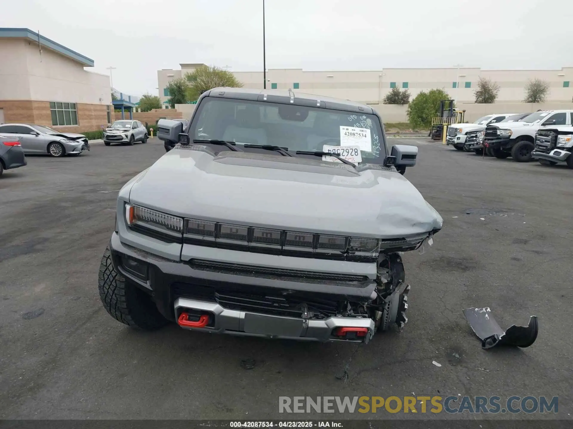 13 Photograph of a damaged car 1GT10BDD7RU113205 GMC HUMMER EV PICKUP 2024