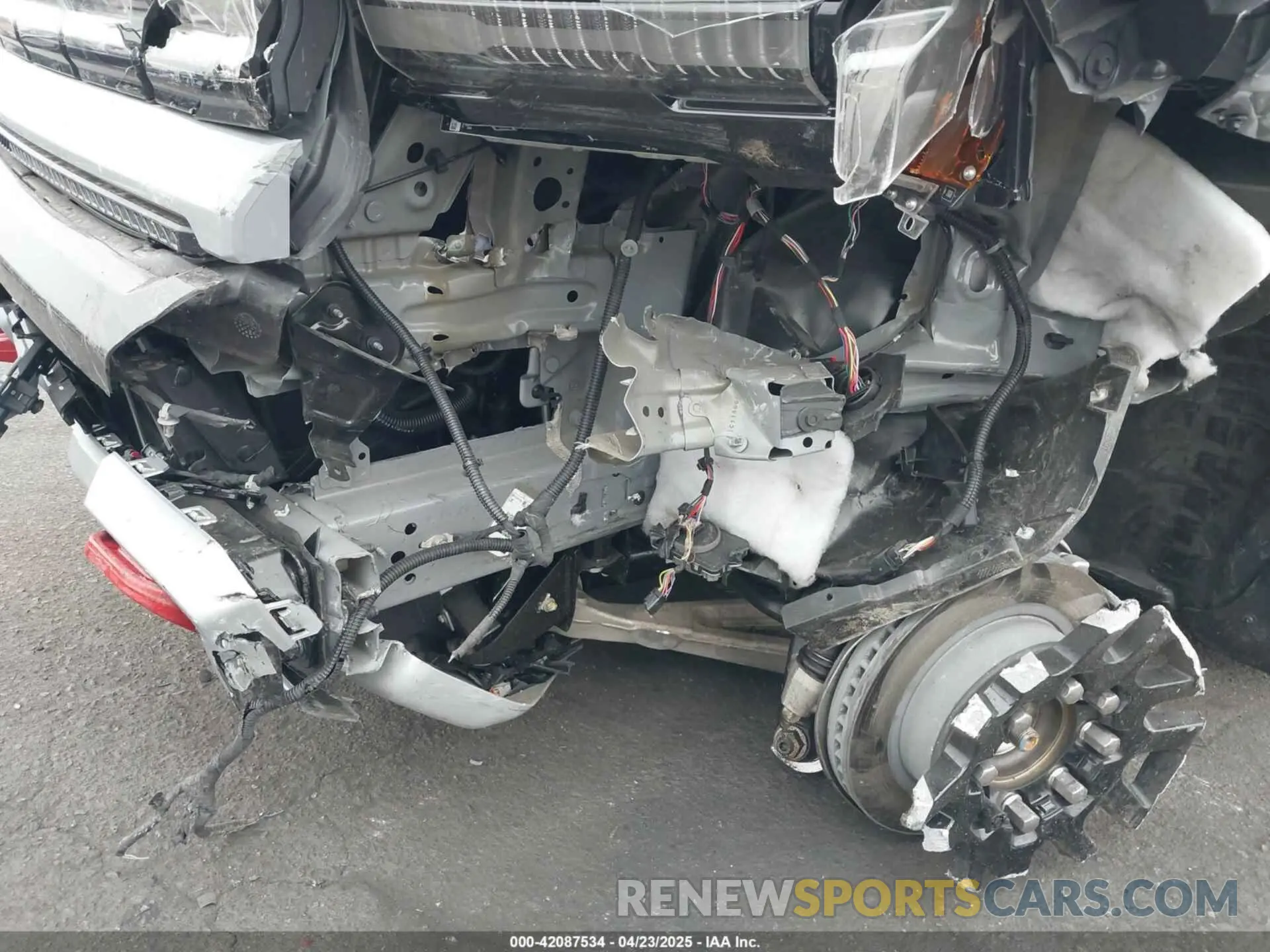 21 Photograph of a damaged car 1GT10BDD7RU113205 GMC HUMMER EV PICKUP 2024