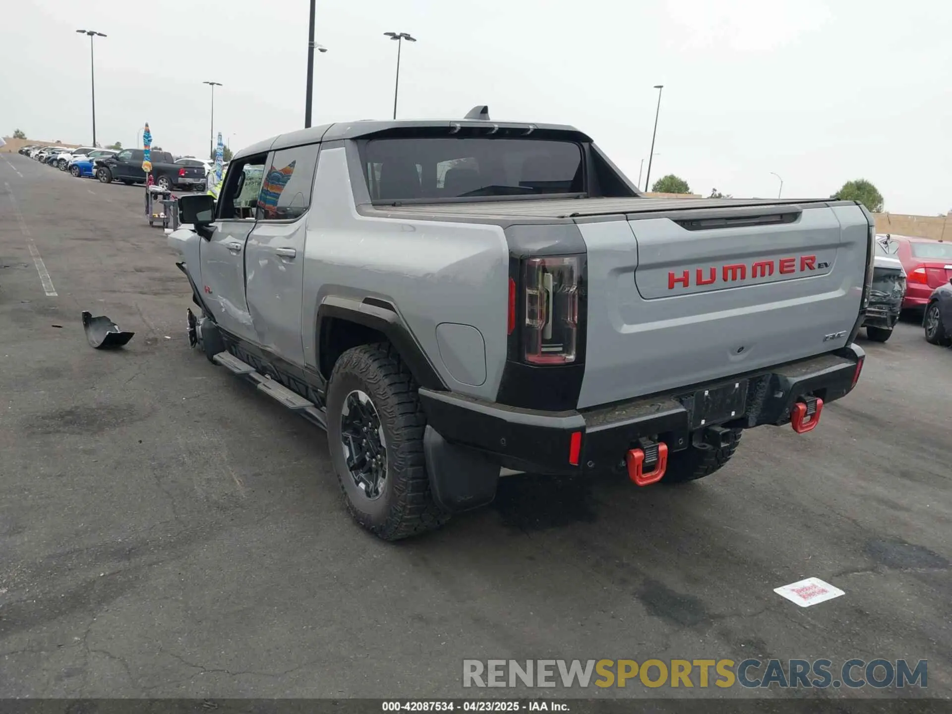 3 Photograph of a damaged car 1GT10BDD7RU113205 GMC HUMMER EV PICKUP 2024