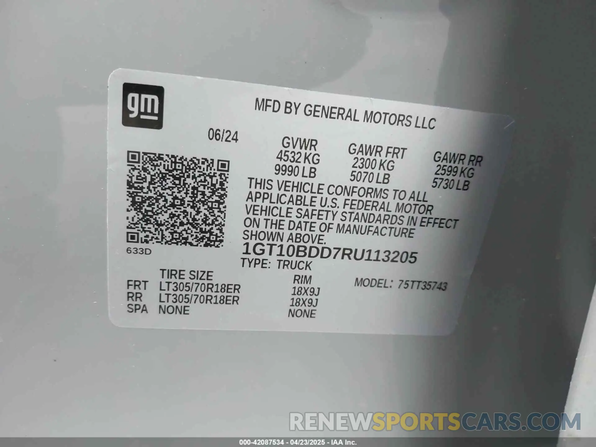 9 Photograph of a damaged car 1GT10BDD7RU113205 GMC HUMMER EV PICKUP 2024