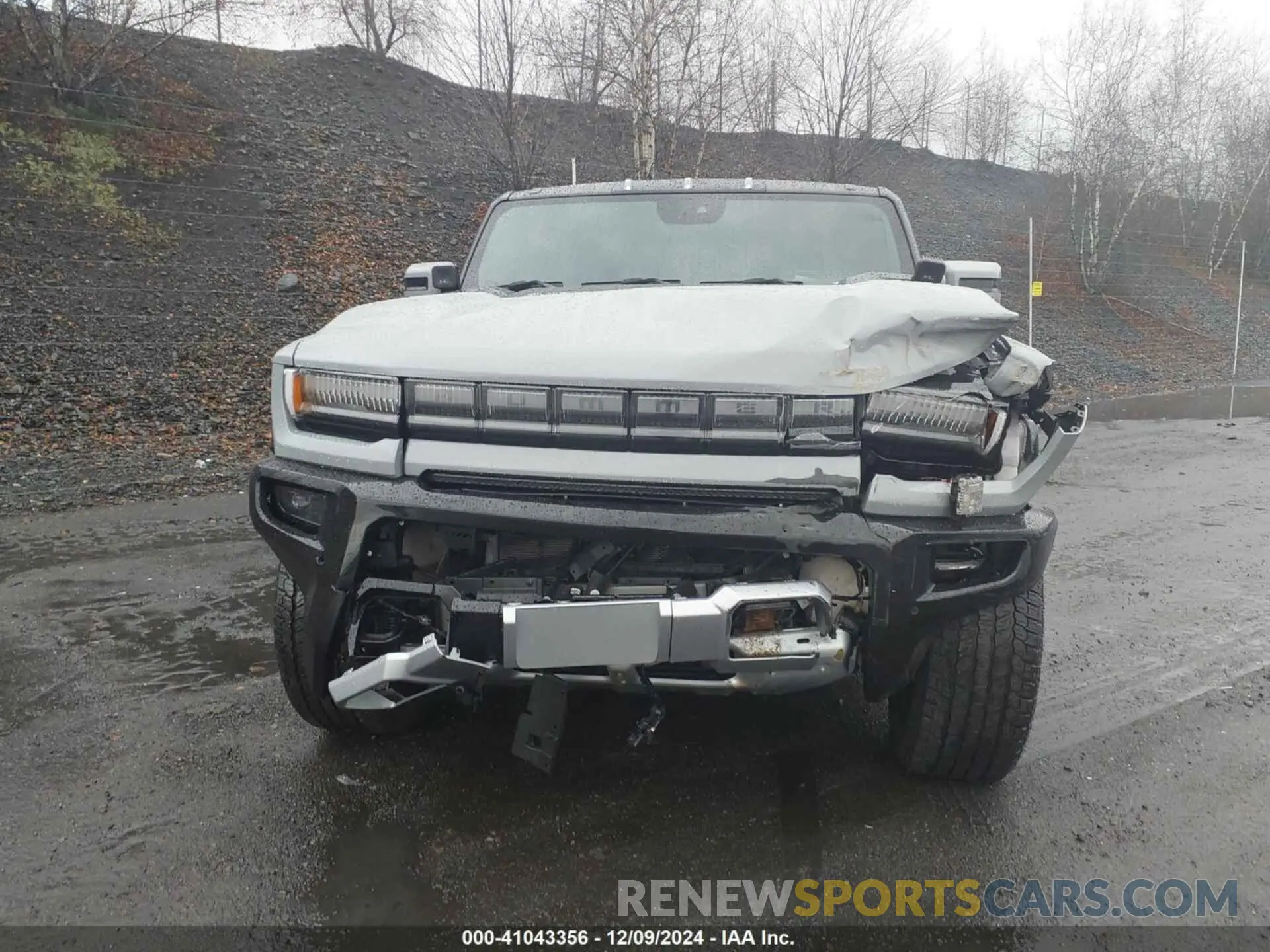 12 Photograph of a damaged car 1GT10DDB2RU113025 GMC HUMMER EV PICKUP 2024