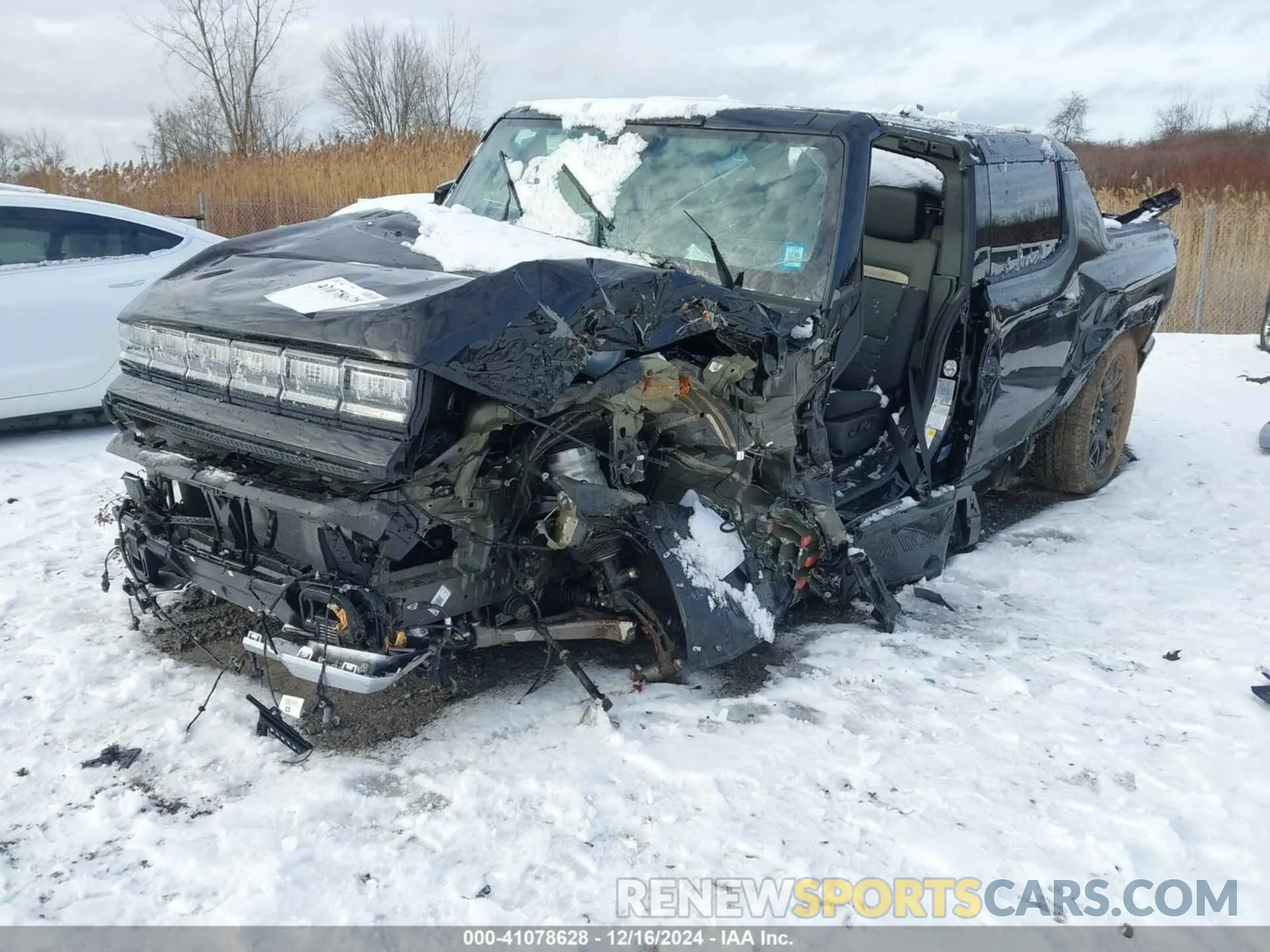 2 Photograph of a damaged car 1GT40BDD3SU109669 GMC HUMMER EV PICKUP 2025