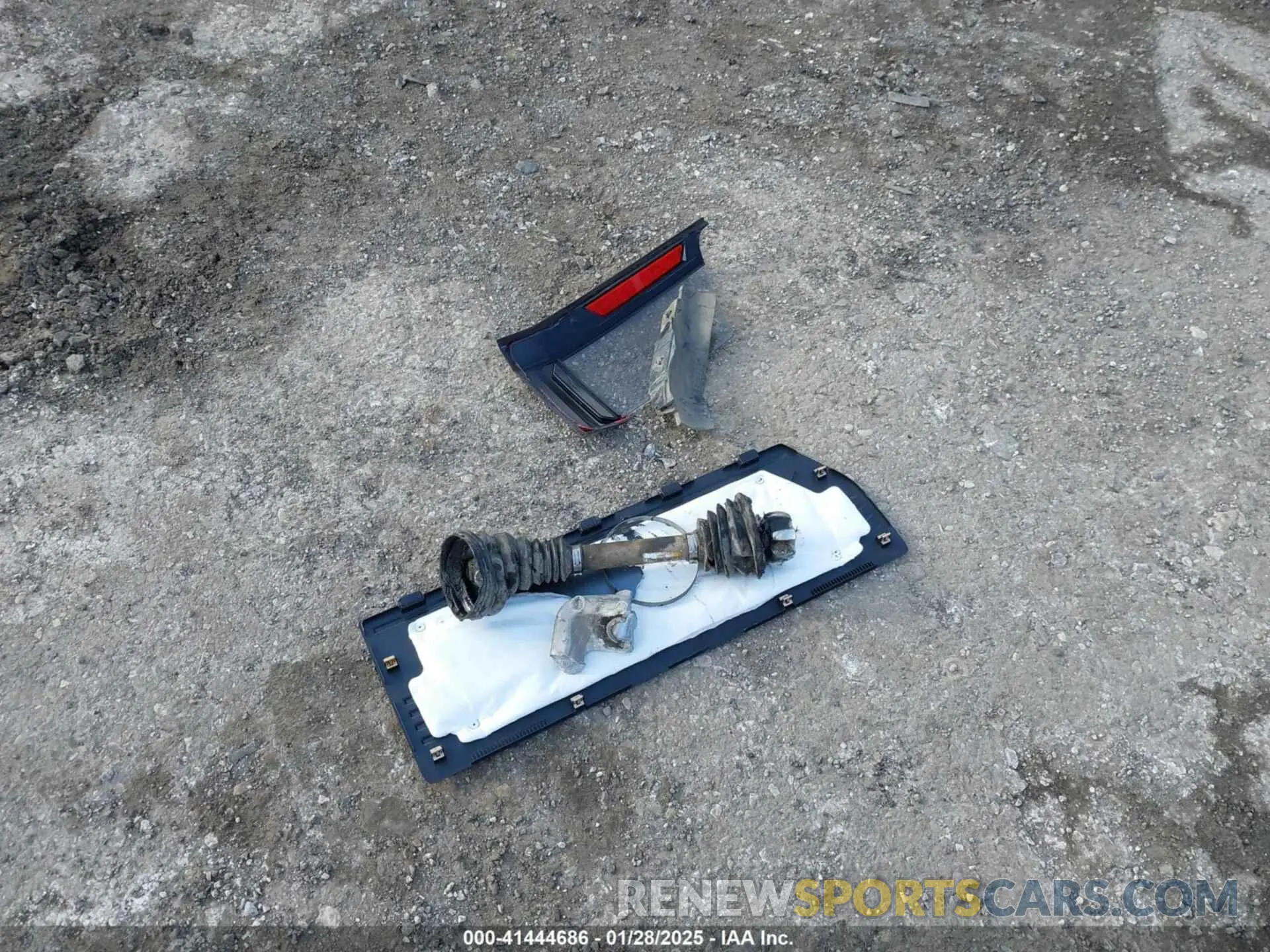 11 Photograph of a damaged car 1GKB0RDC4SU101284 GMC HUMMER EV SUV 2025