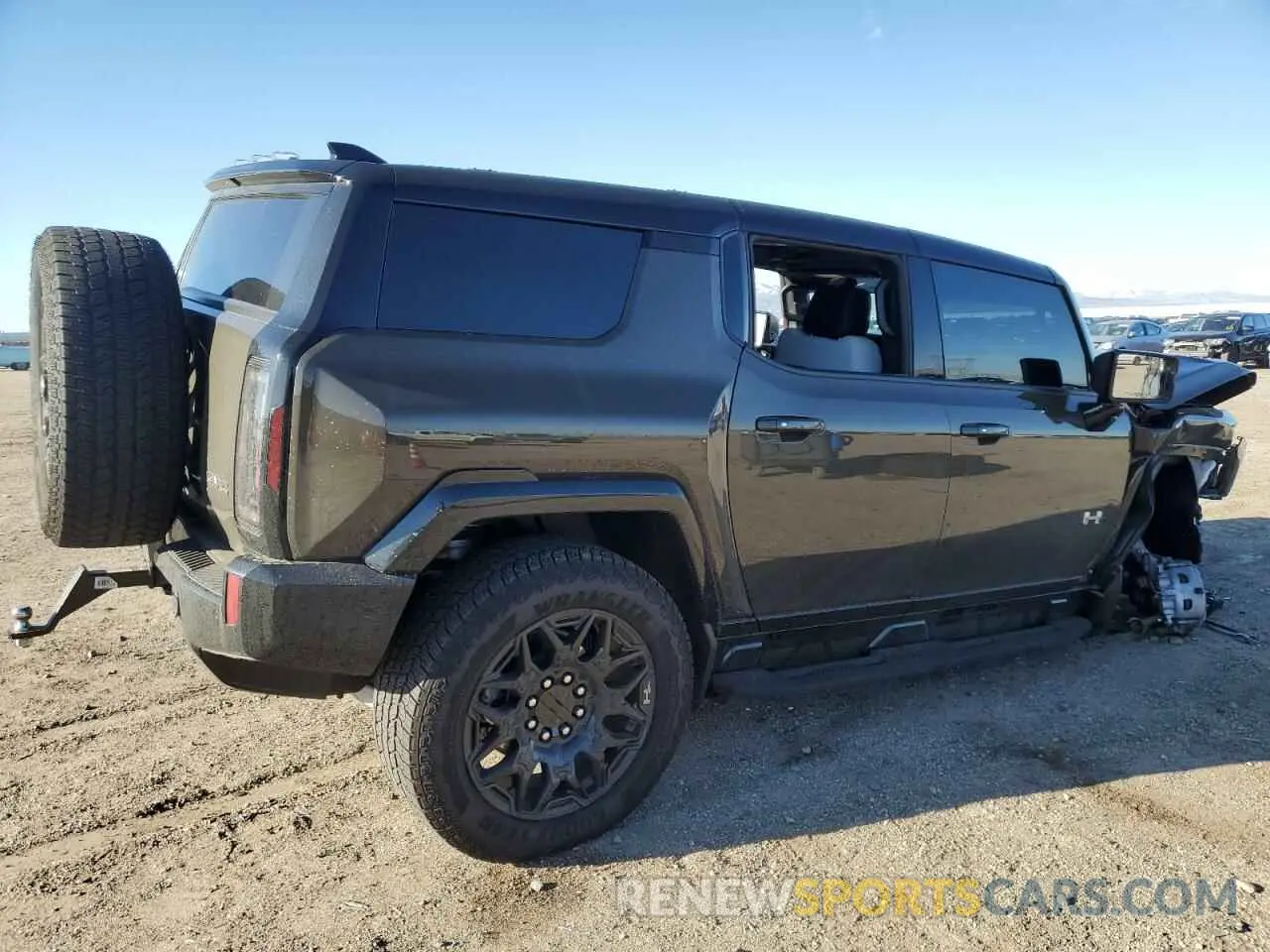 3 Photograph of a damaged car 1GKB0NDE5RU105798 GMC HUMMER SUV 2024