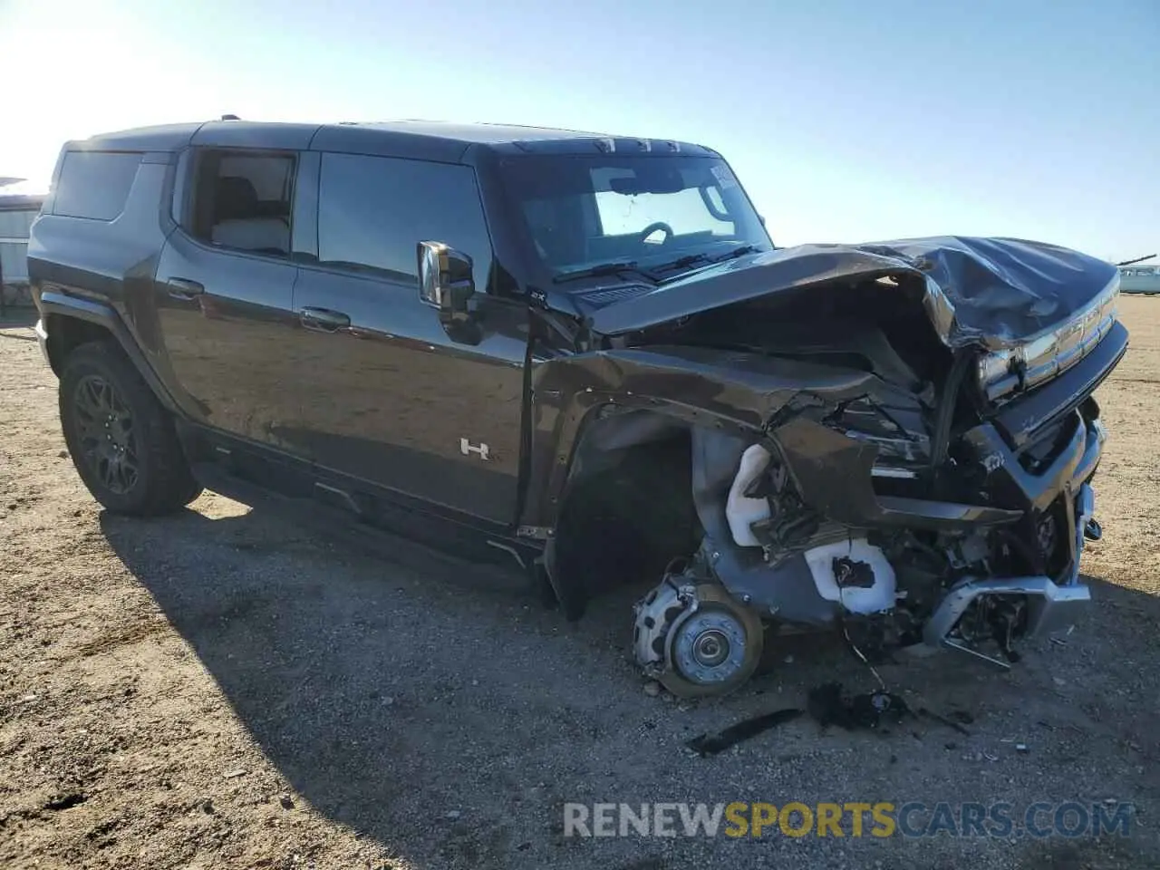 4 Photograph of a damaged car 1GKB0NDE5RU105798 GMC HUMMER SUV 2024