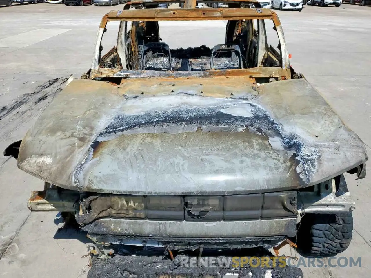 12 Photograph of a damaged car 1GKB0NDE6RU104451 GMC HUMMER SUV 2024
