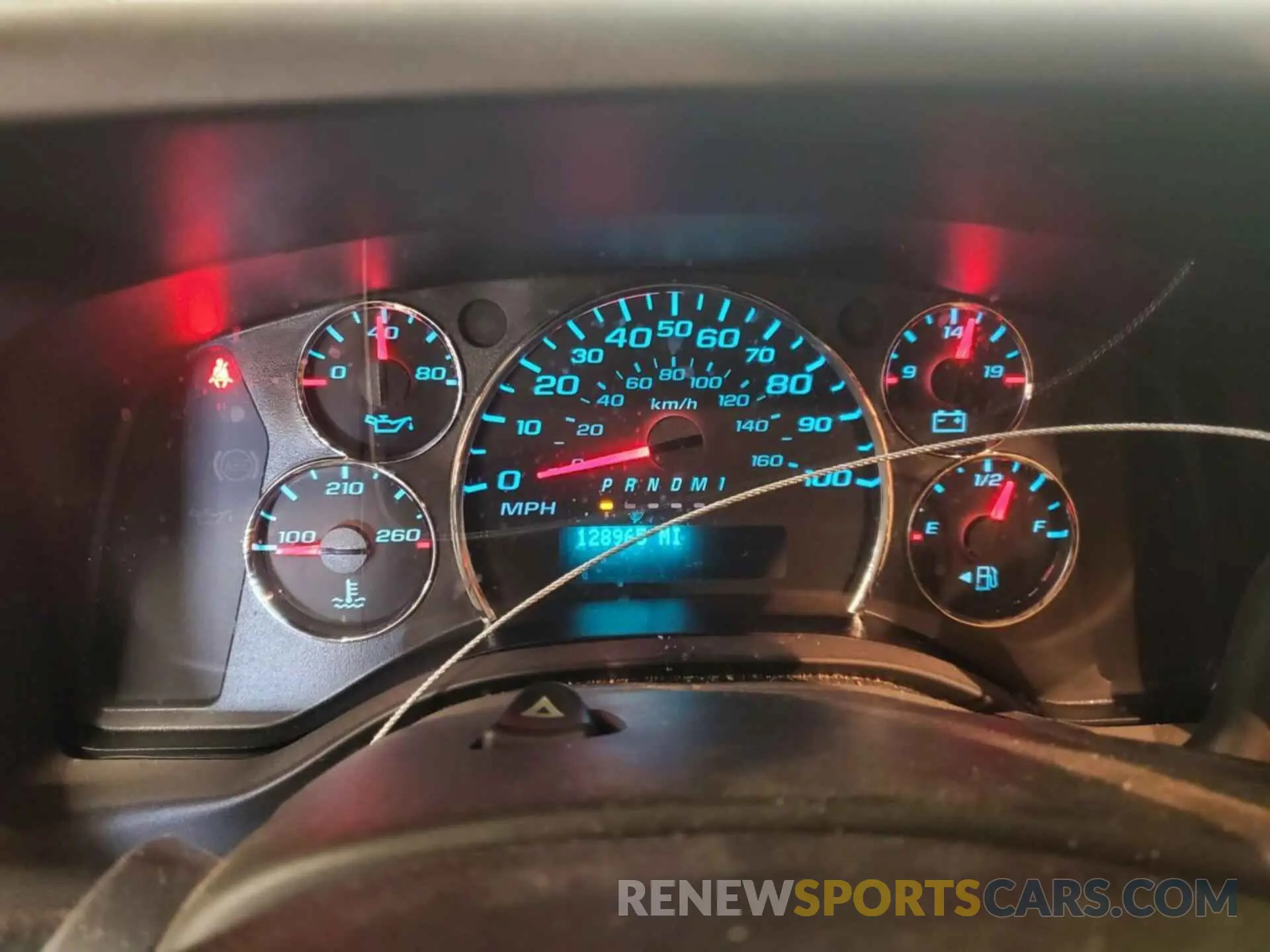31 Photograph of a damaged car 1GTZ7GFP4K1336490 GMC SAVANA 2019