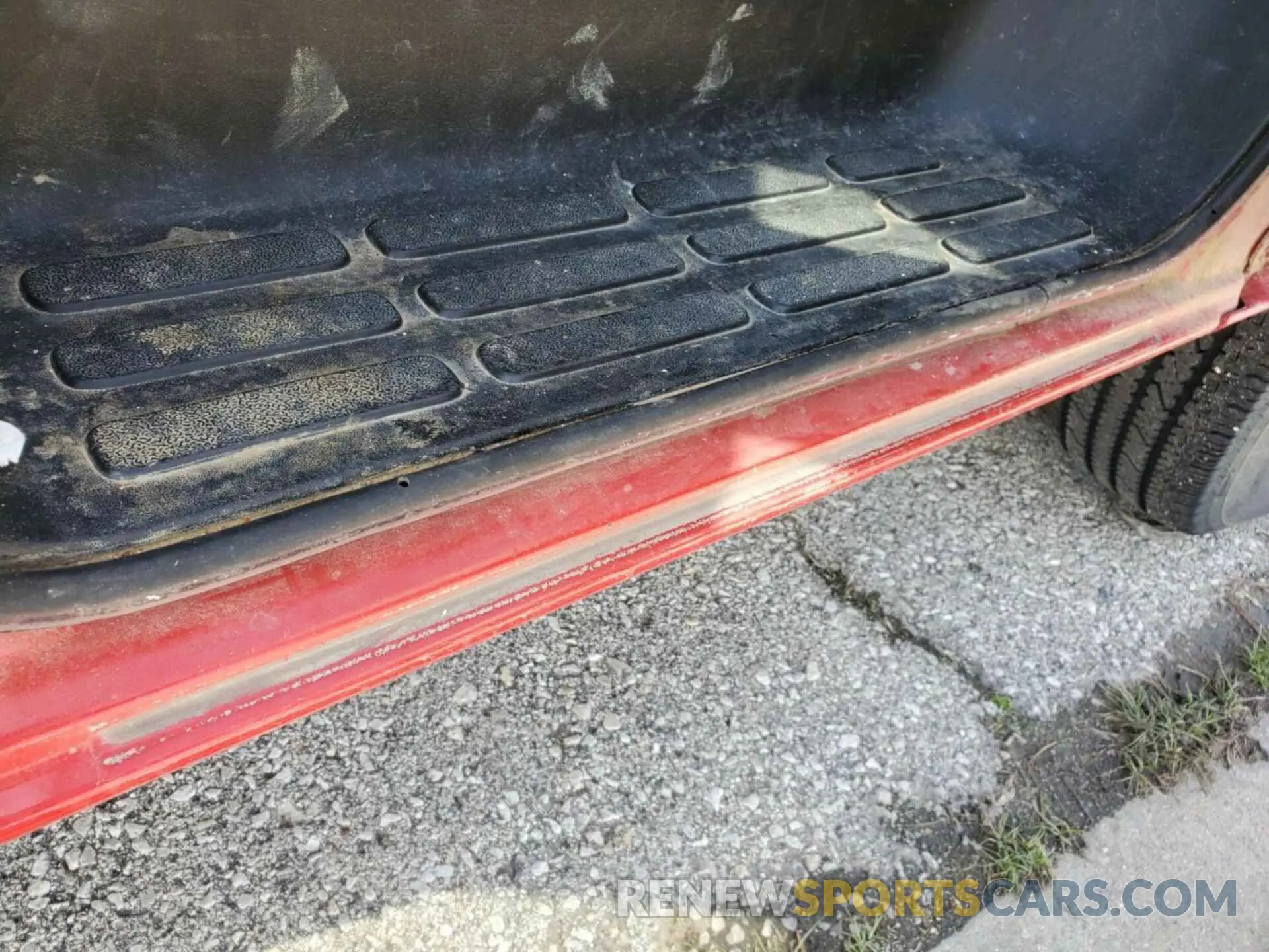 29 Photograph of a damaged car 1GTZ7GFP7K1335639 GMC SAVANA 2019