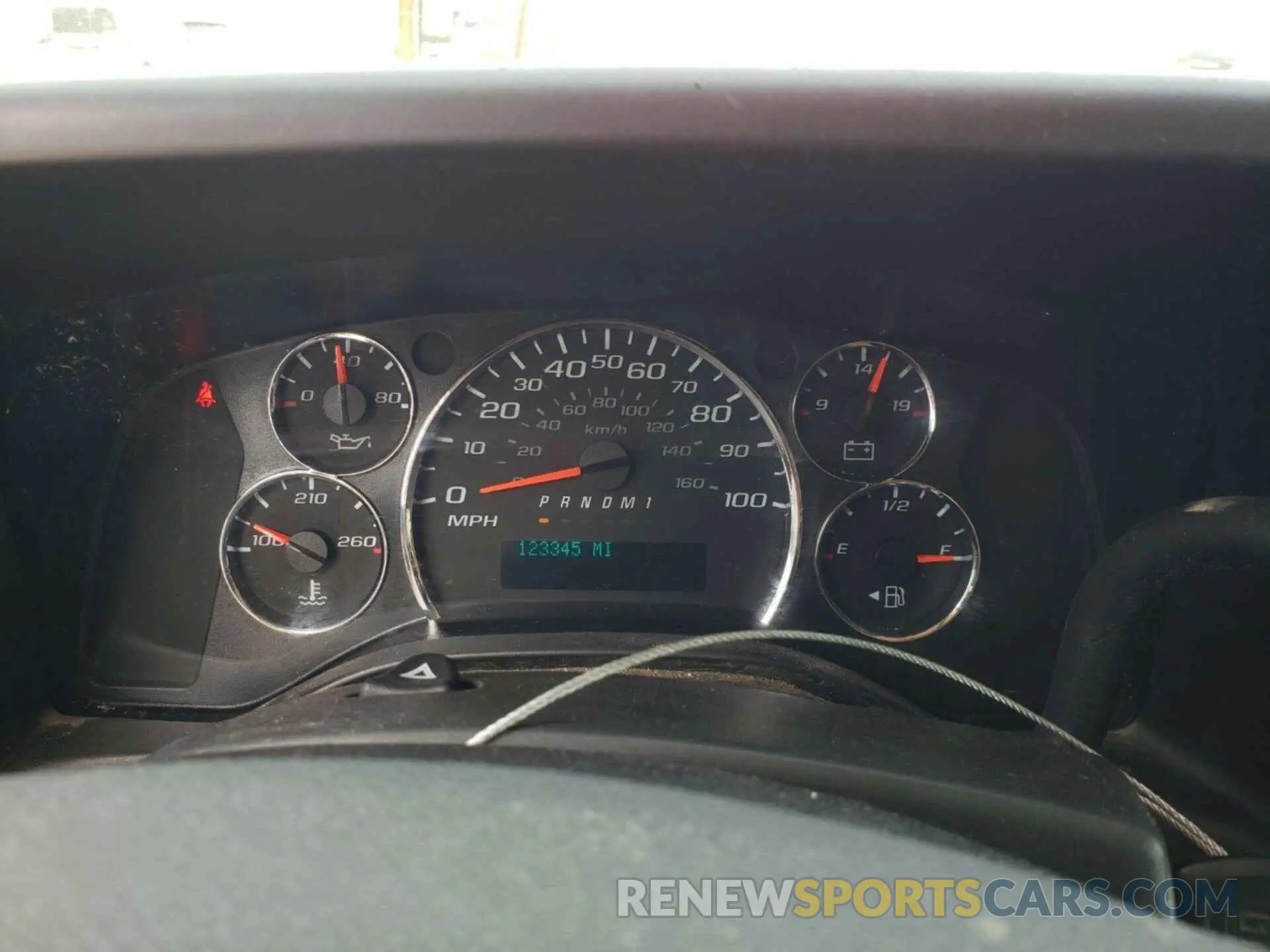 3 Photograph of a damaged car 1GTZ7GFP7K1335639 GMC SAVANA 2019