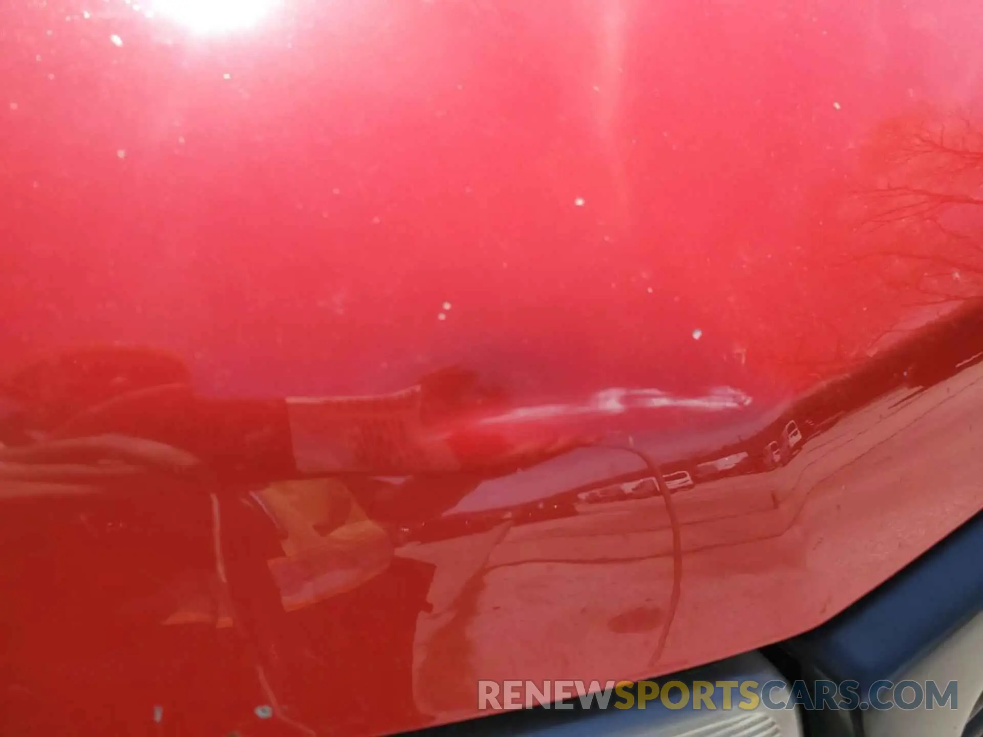 4 Photograph of a damaged car 1GTZ7GFP7K1335639 GMC SAVANA 2019