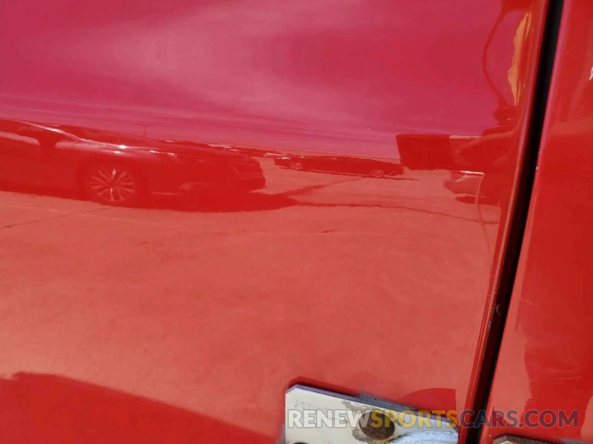 5 Photograph of a damaged car 1GTZ7GFP7K1335639 GMC SAVANA 2019