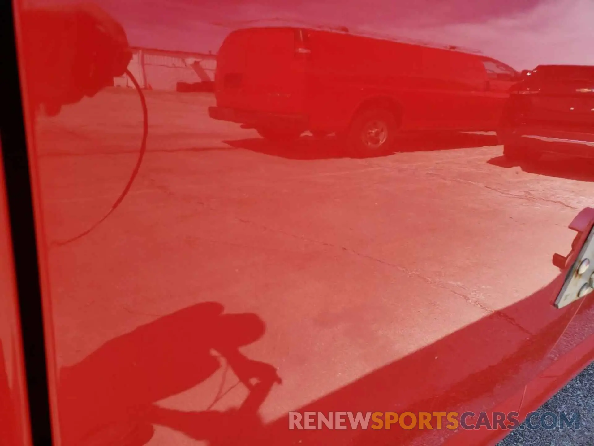 1 Photograph of a damaged car 1GTZ7GFP8K1336184 GMC SAVANA 2019